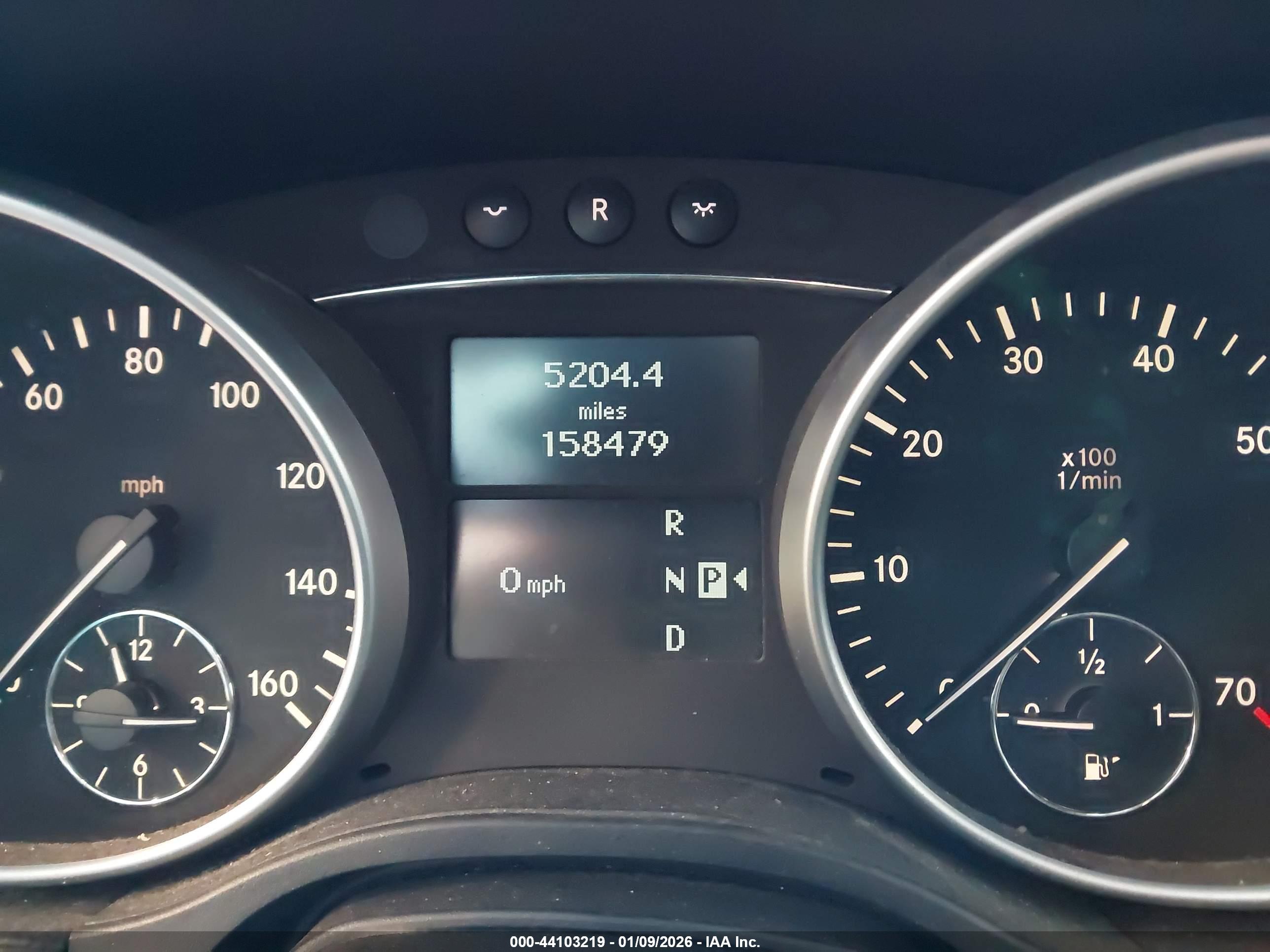 MERCEDES-BENZ GL image 7