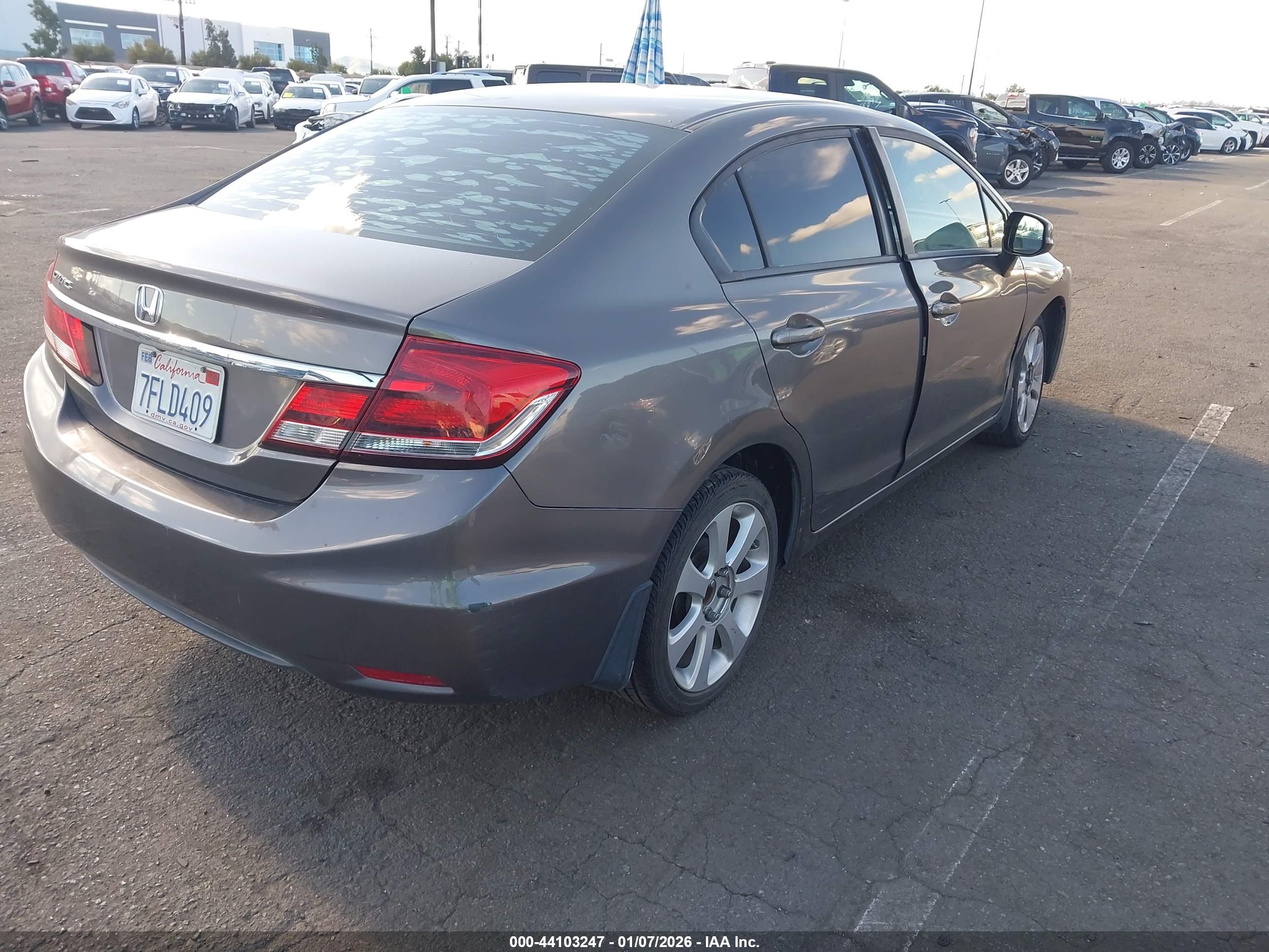 HONDA CIVIC image 4