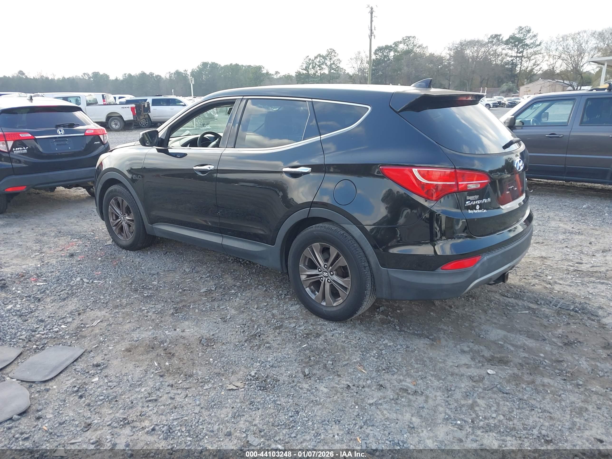 HYUNDAI SANTA image 3
