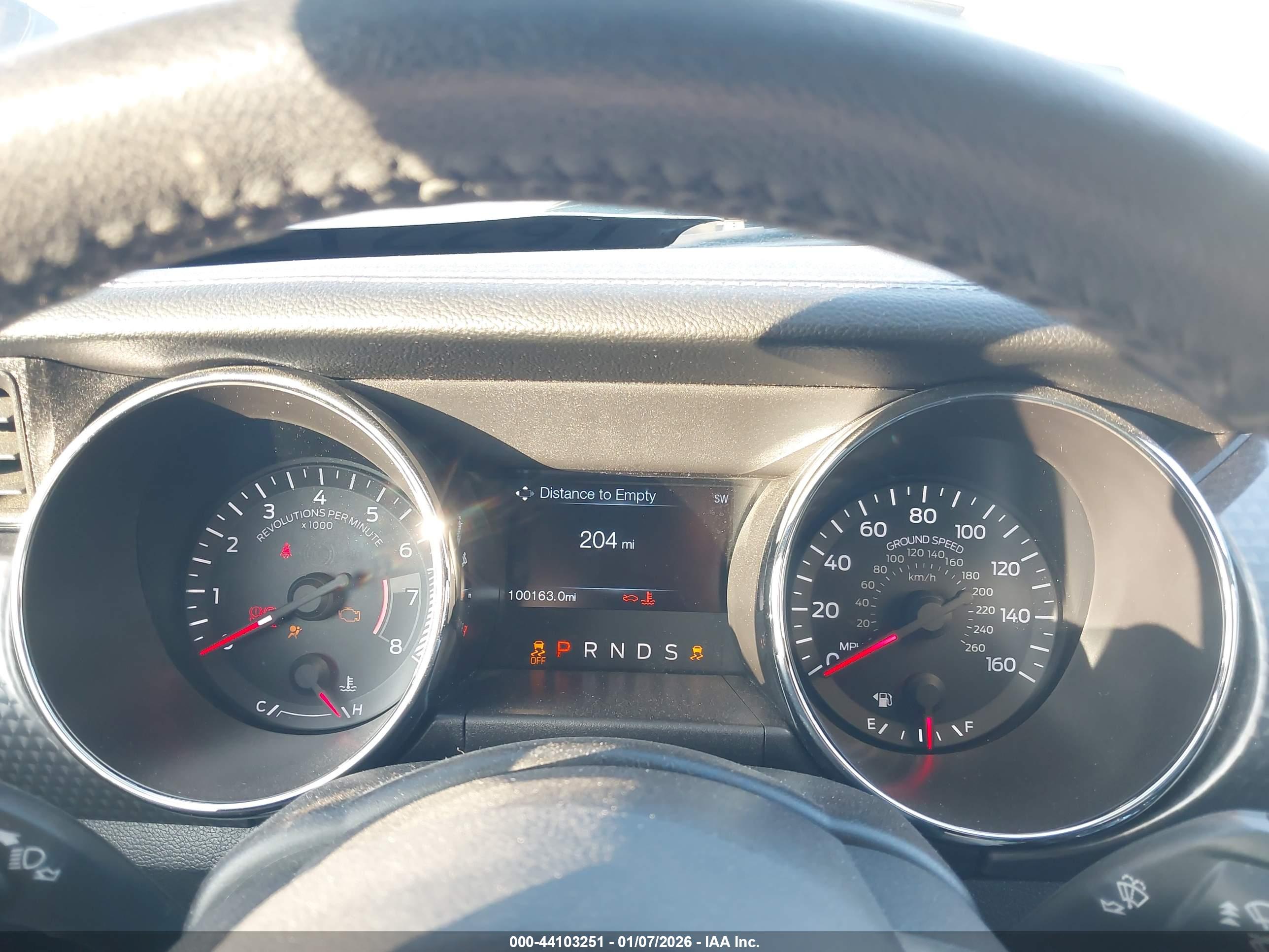 FORD MUSTANG image 7