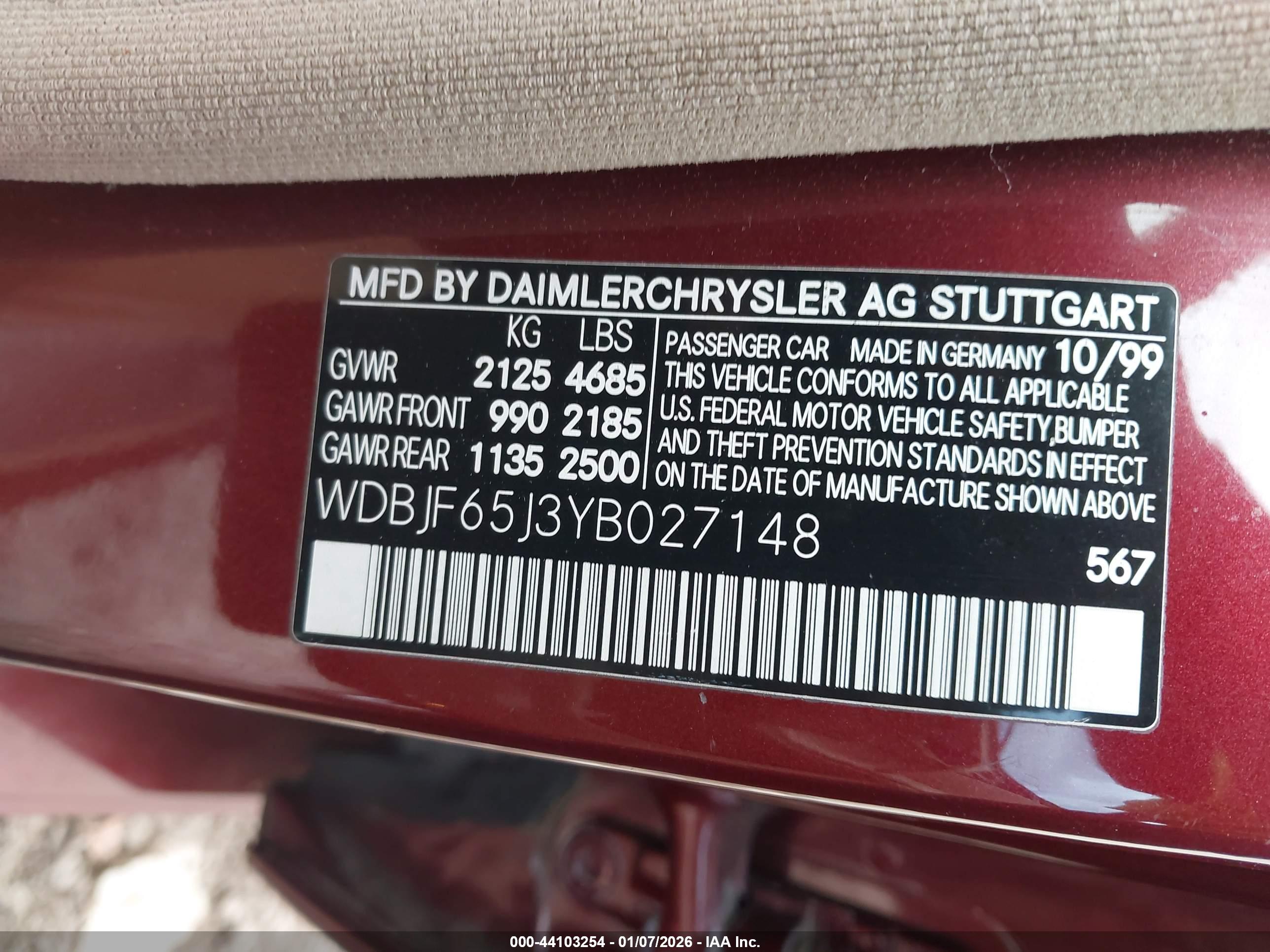 MERCEDES-BENZ E image 9
