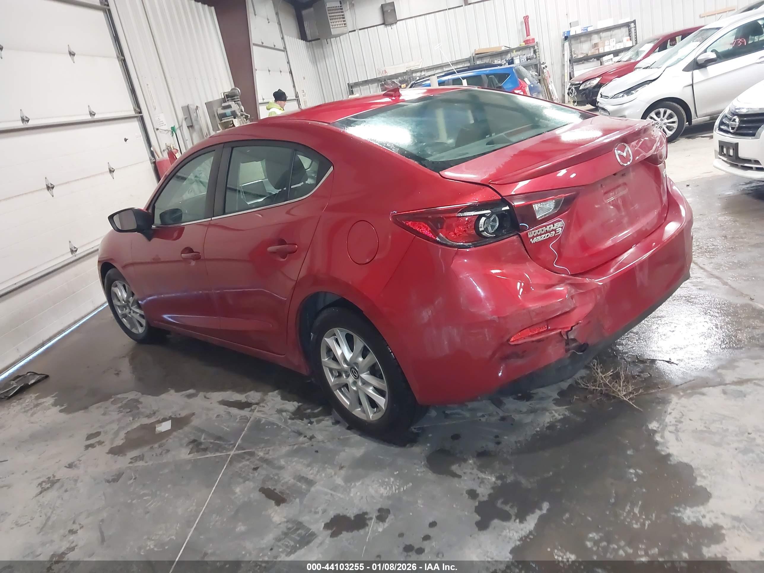 MAZDA MAZDA3 image 3