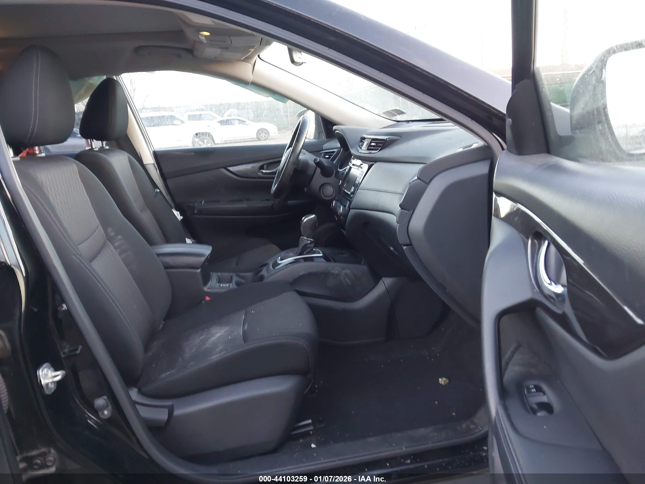 NISSAN ROGUE image 5