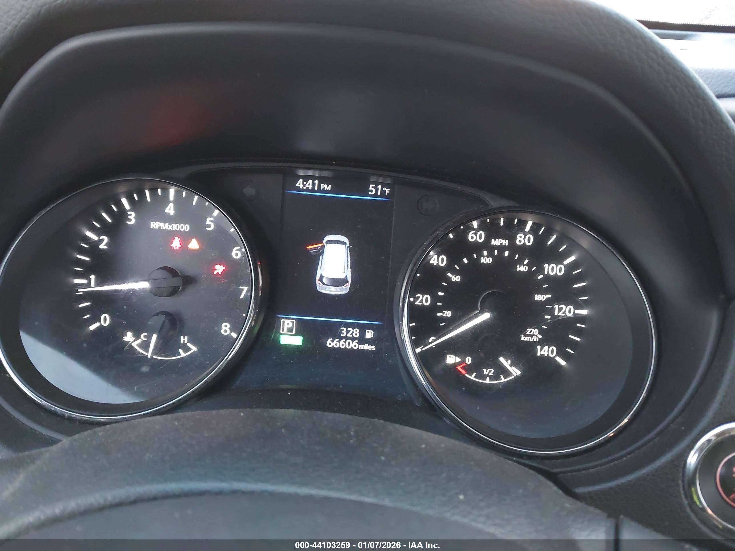 NISSAN ROGUE image 7
