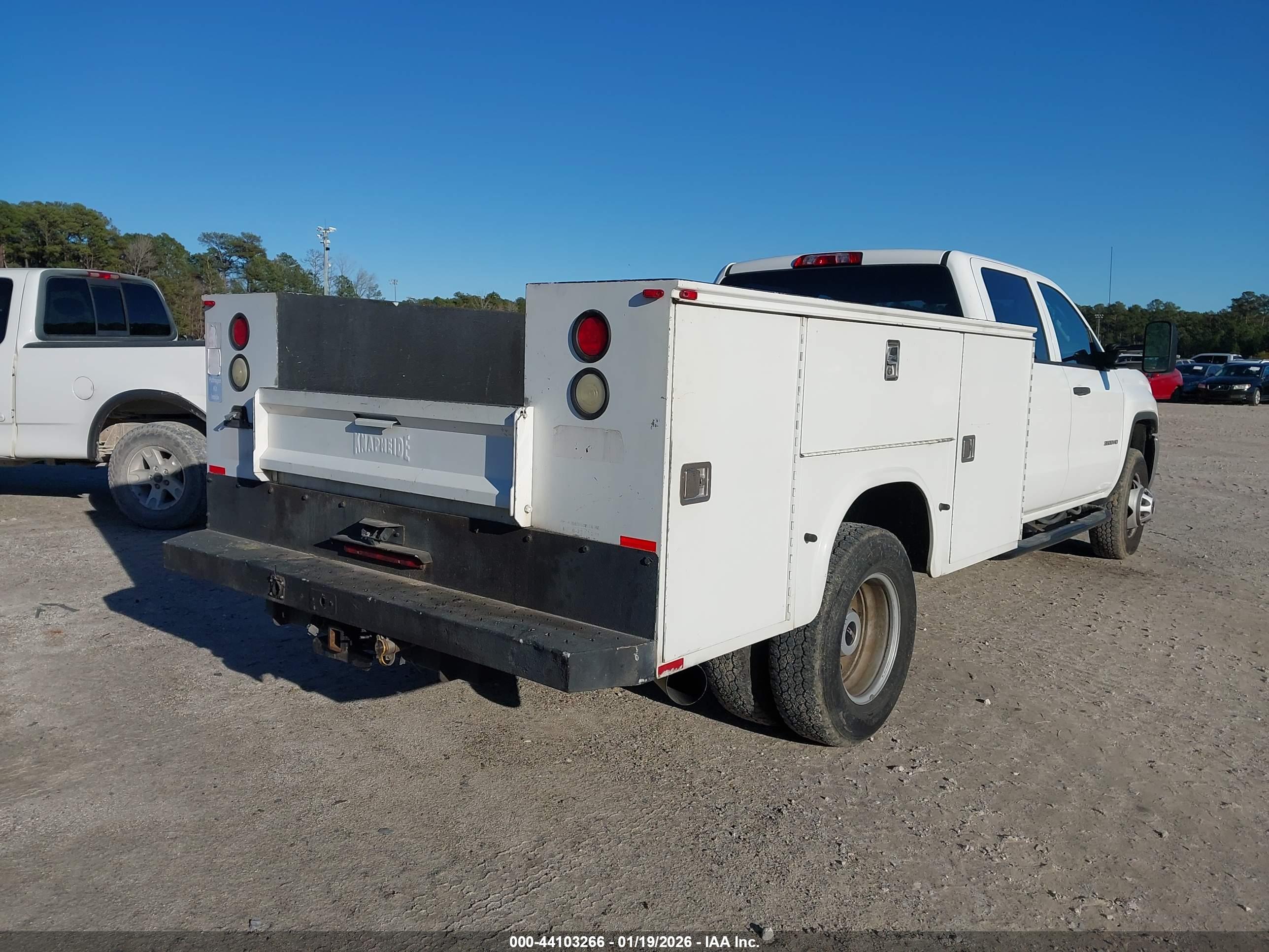 GMC SIERRA image 4