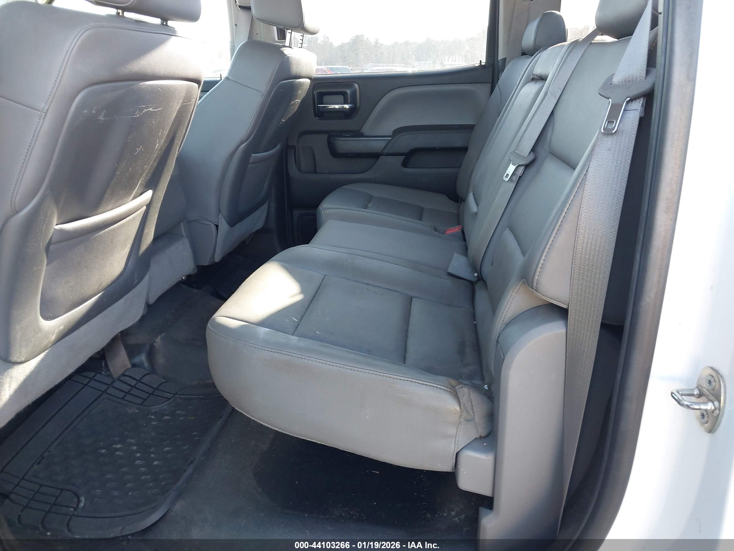 GMC SIERRA image 8