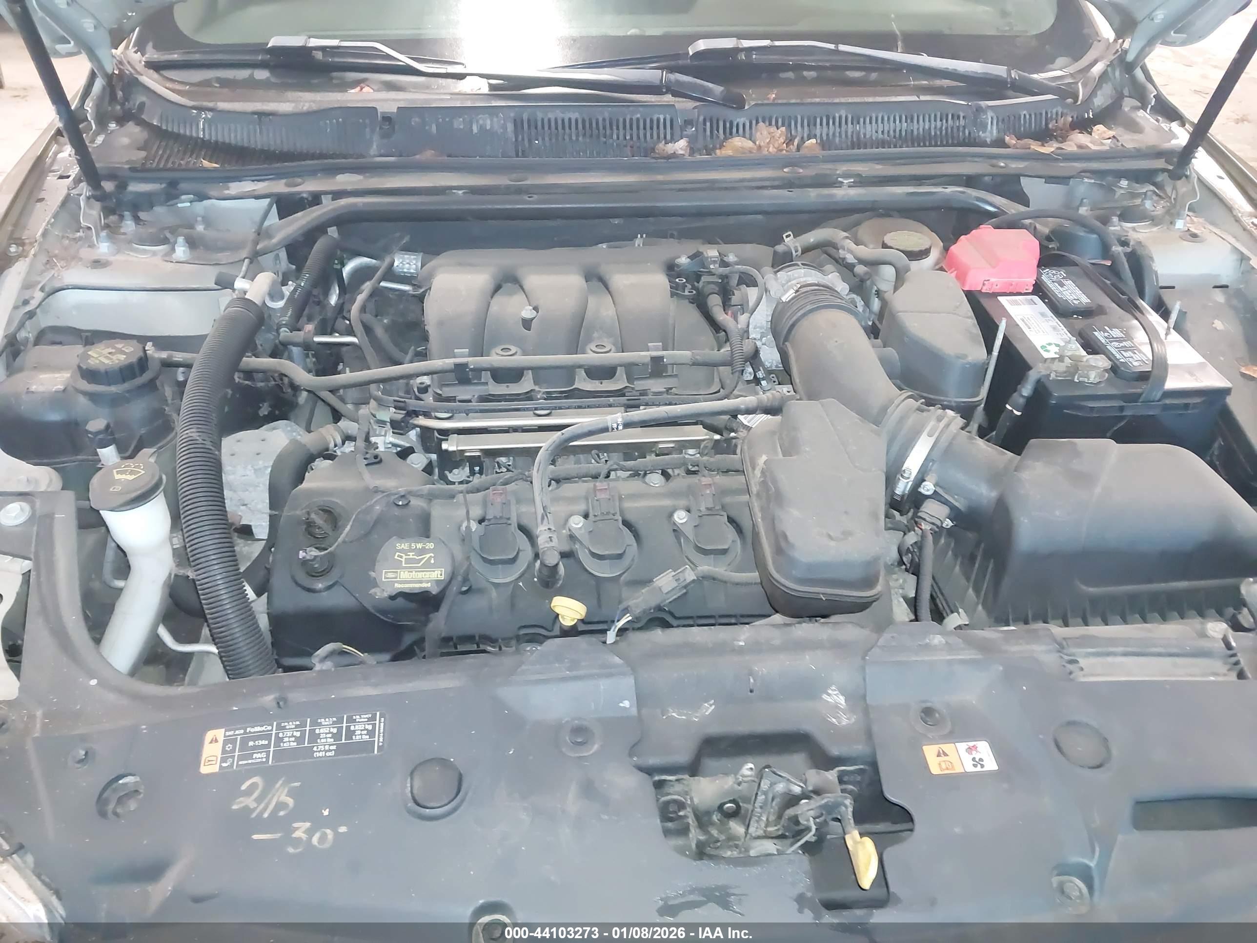 FORD TAURUS image 10