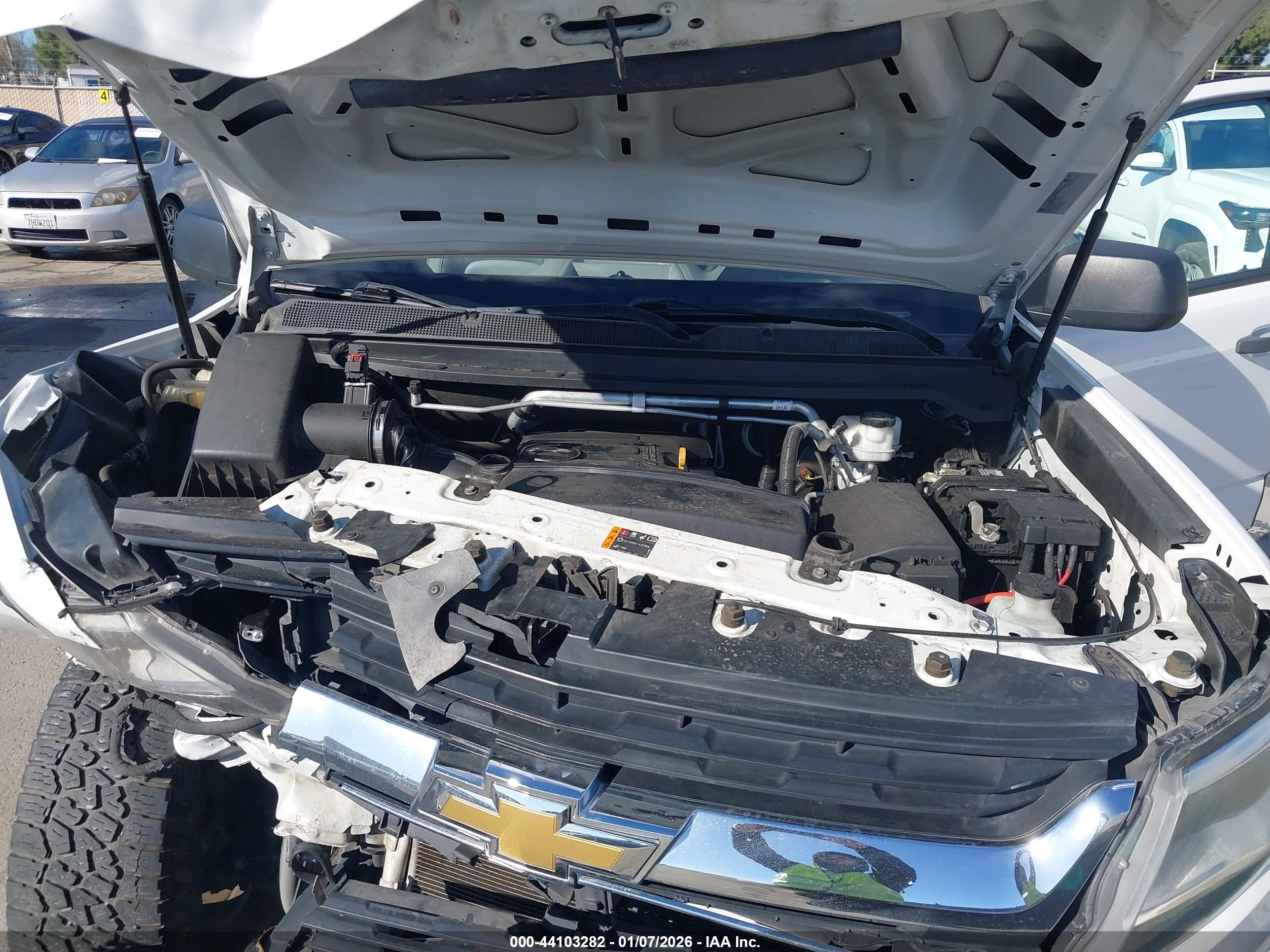 CHEVROLET COLORADO image 10