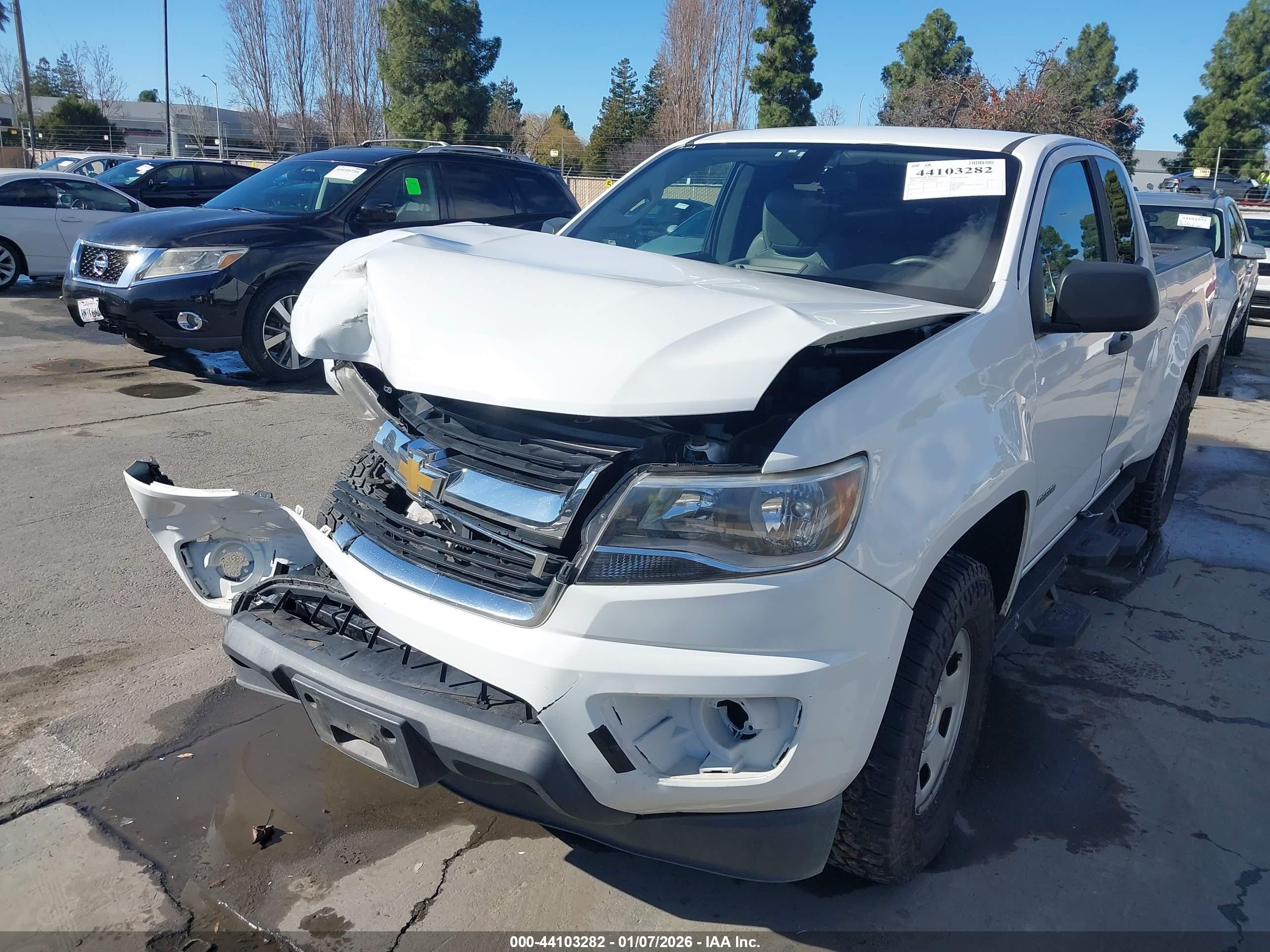 CHEVROLET COLORADO image 6