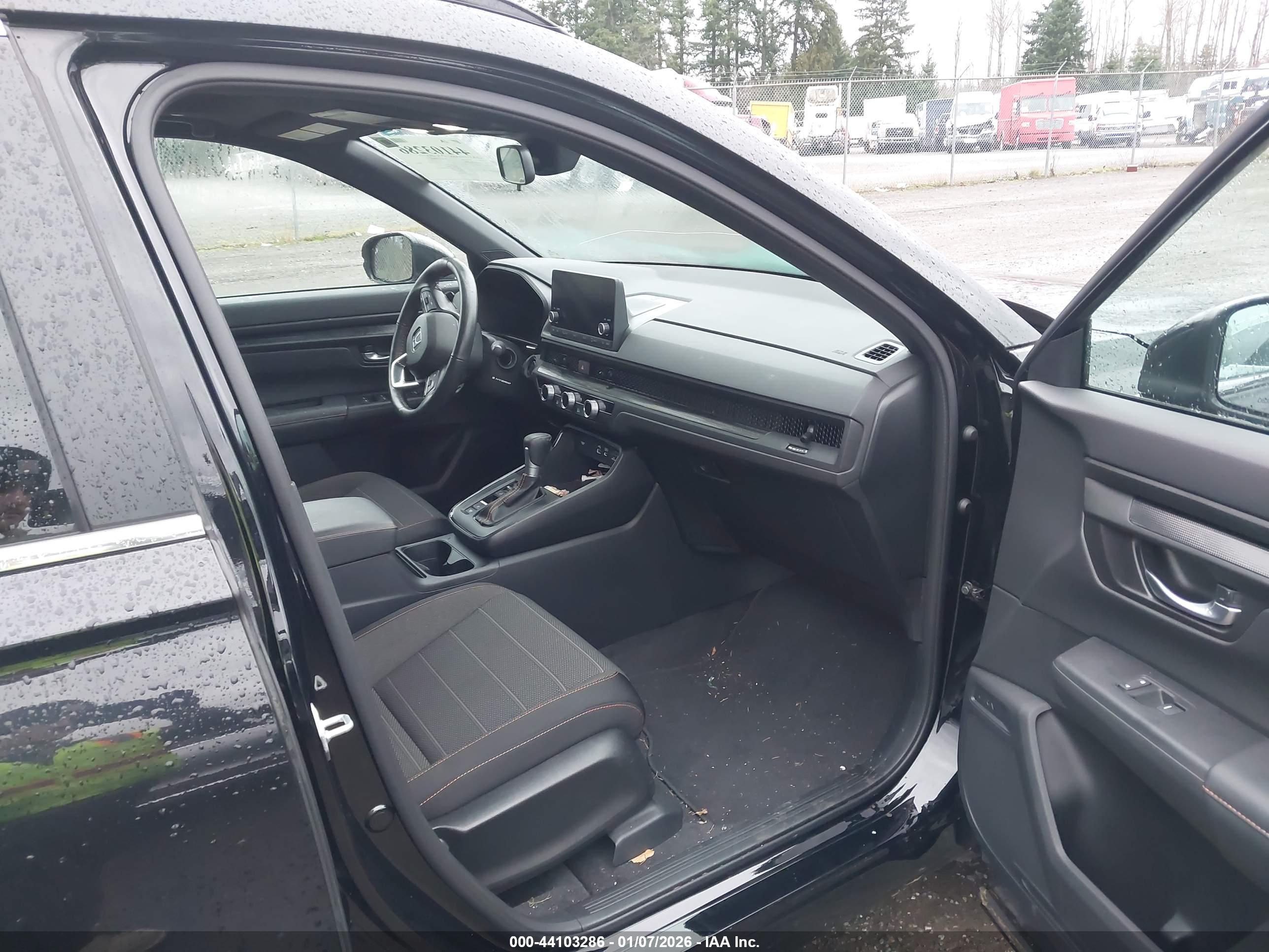 HONDA CR-V image 5