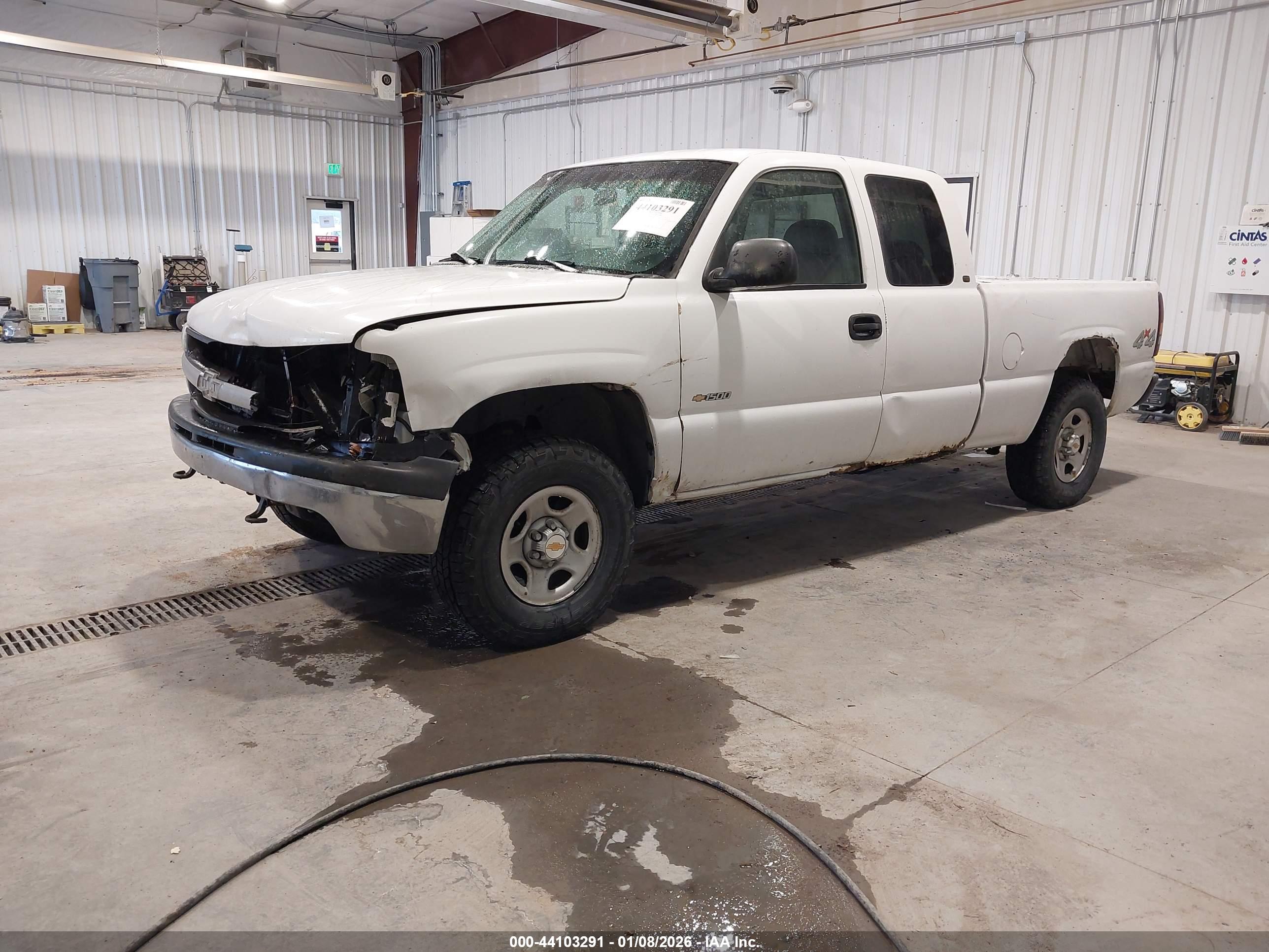 CHEVROLET SILVERADO image 2