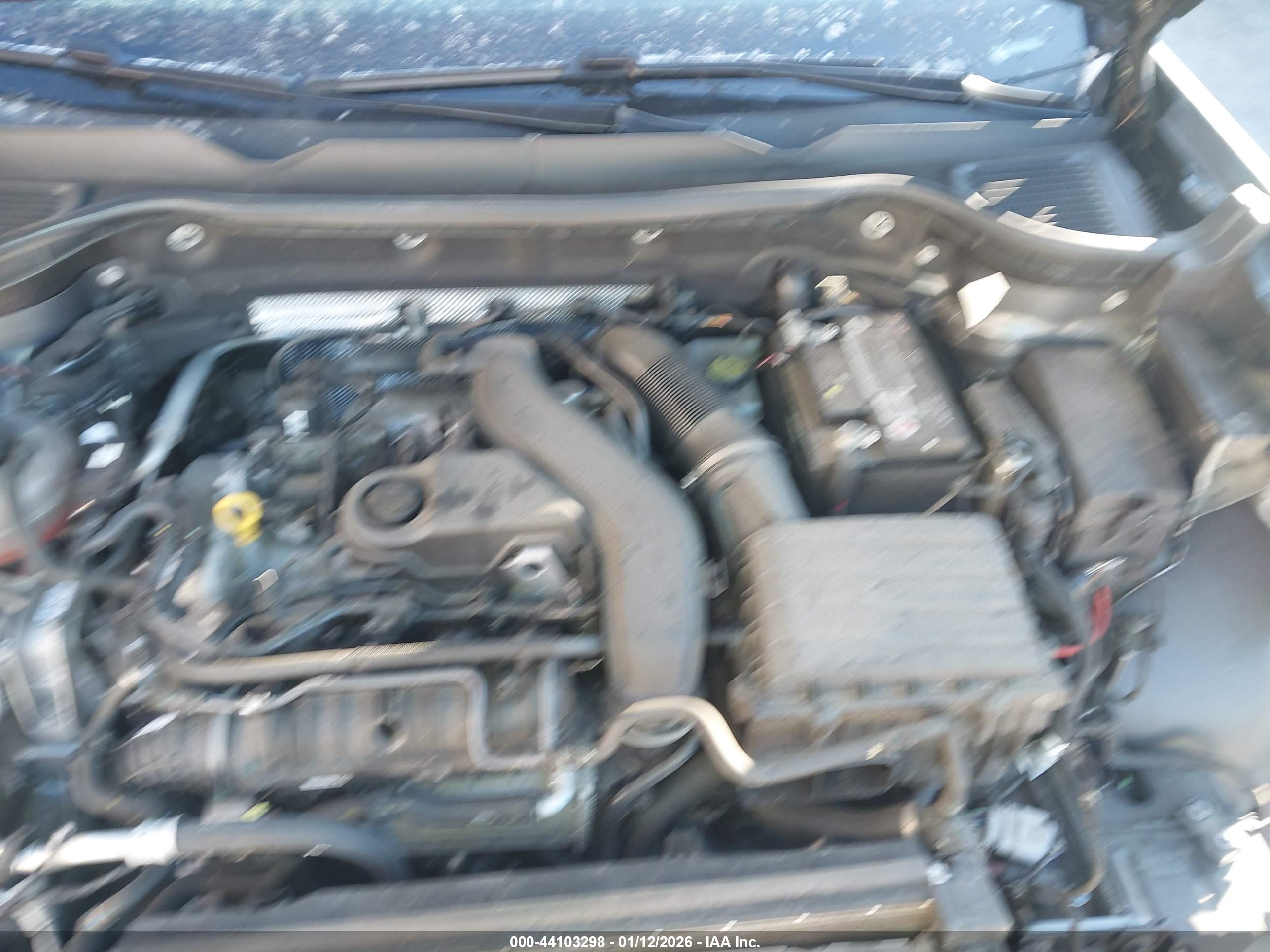 VOLKSWAGEN TAOS image 10