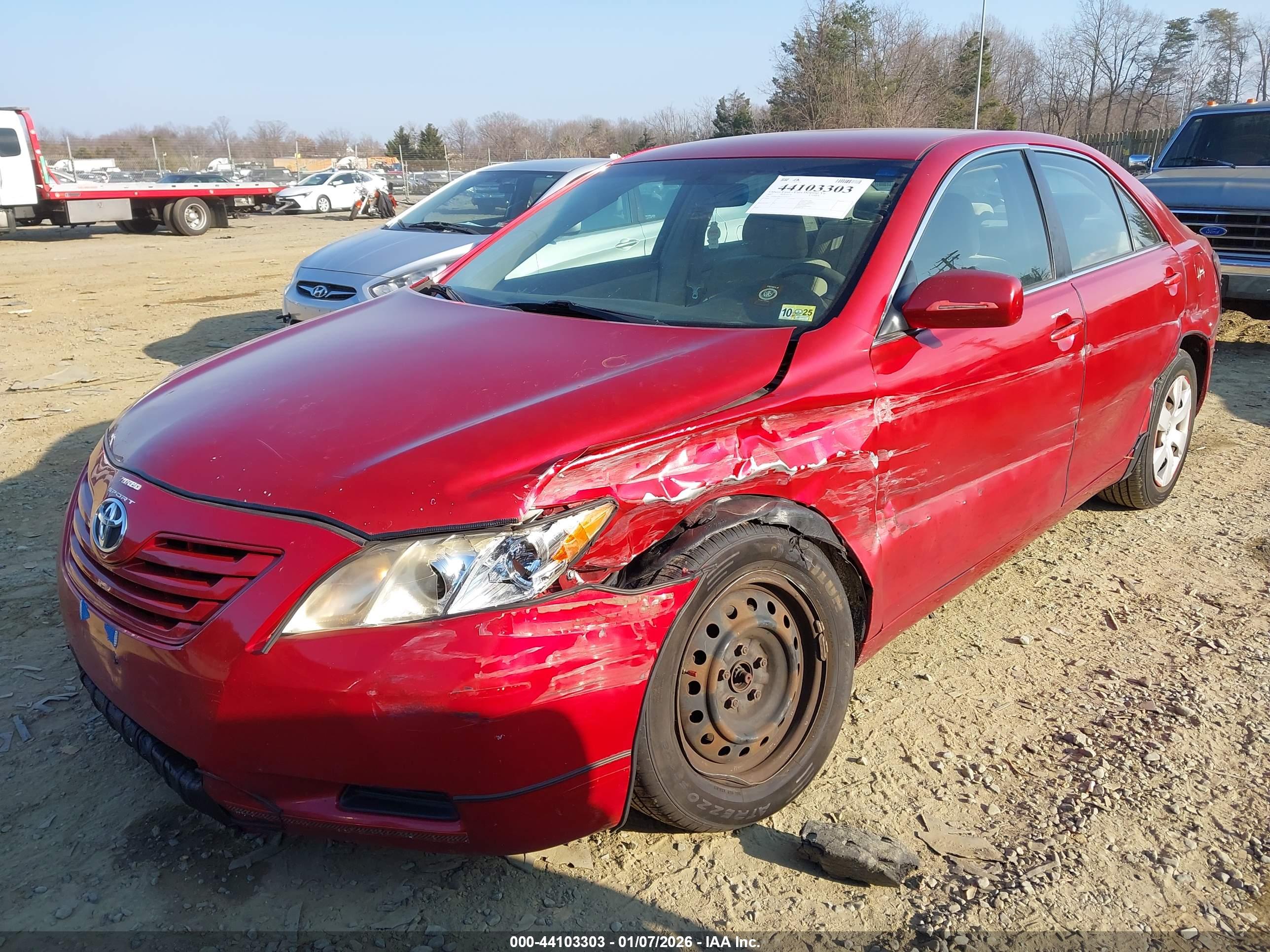 TOYOTA CAMRY image 2