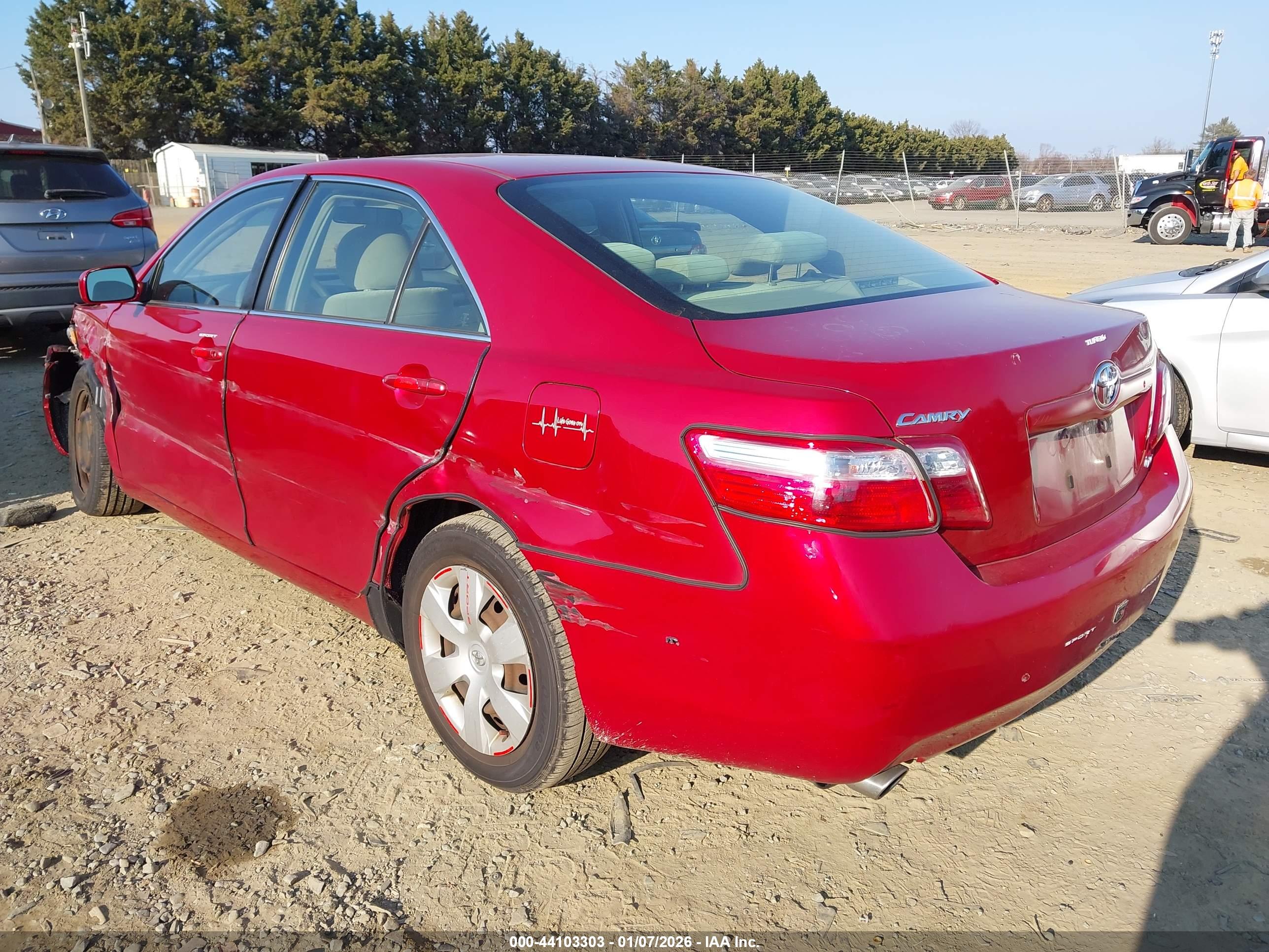 TOYOTA CAMRY image 3