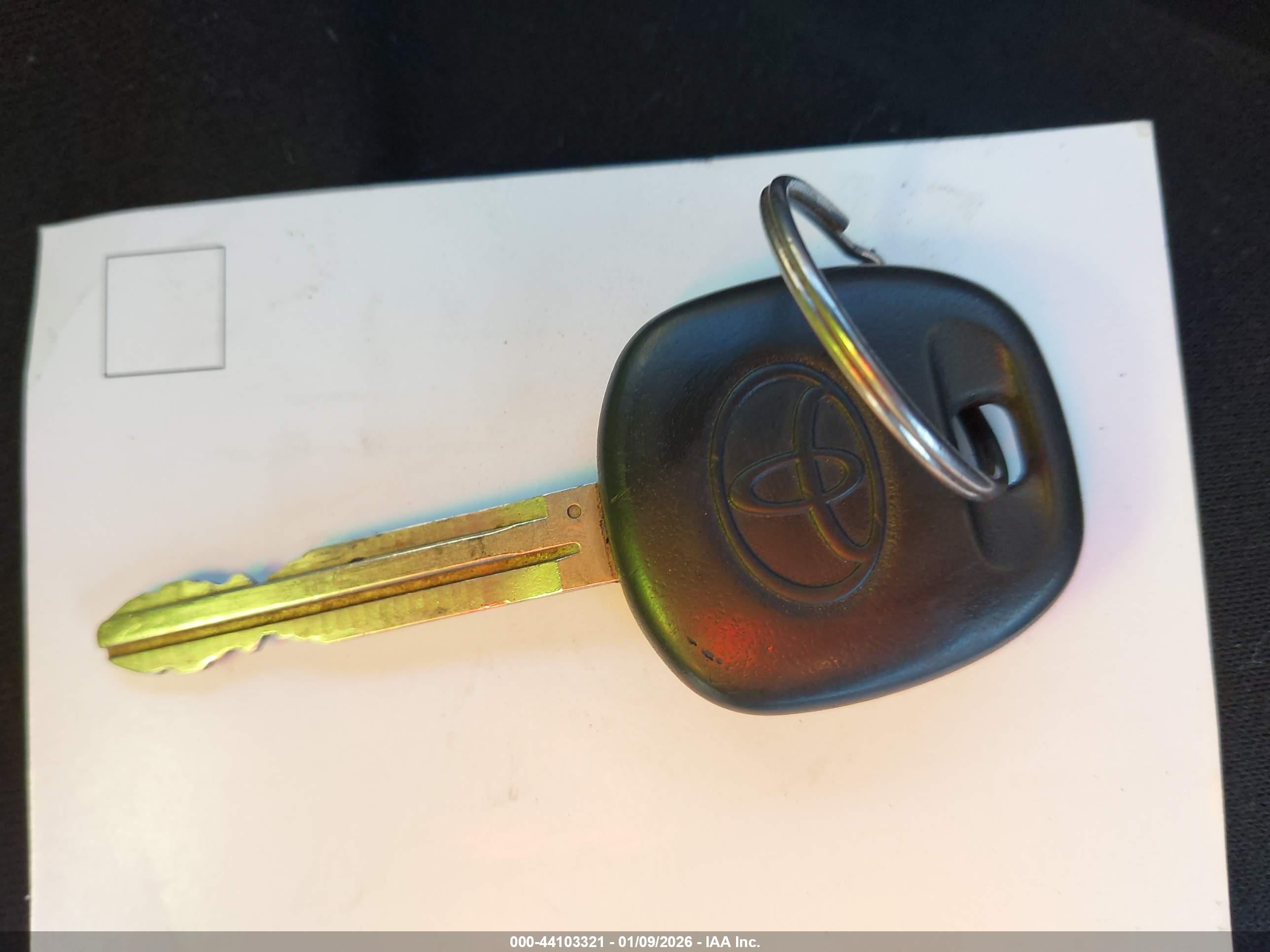 TOYOTA COROLLA image 11