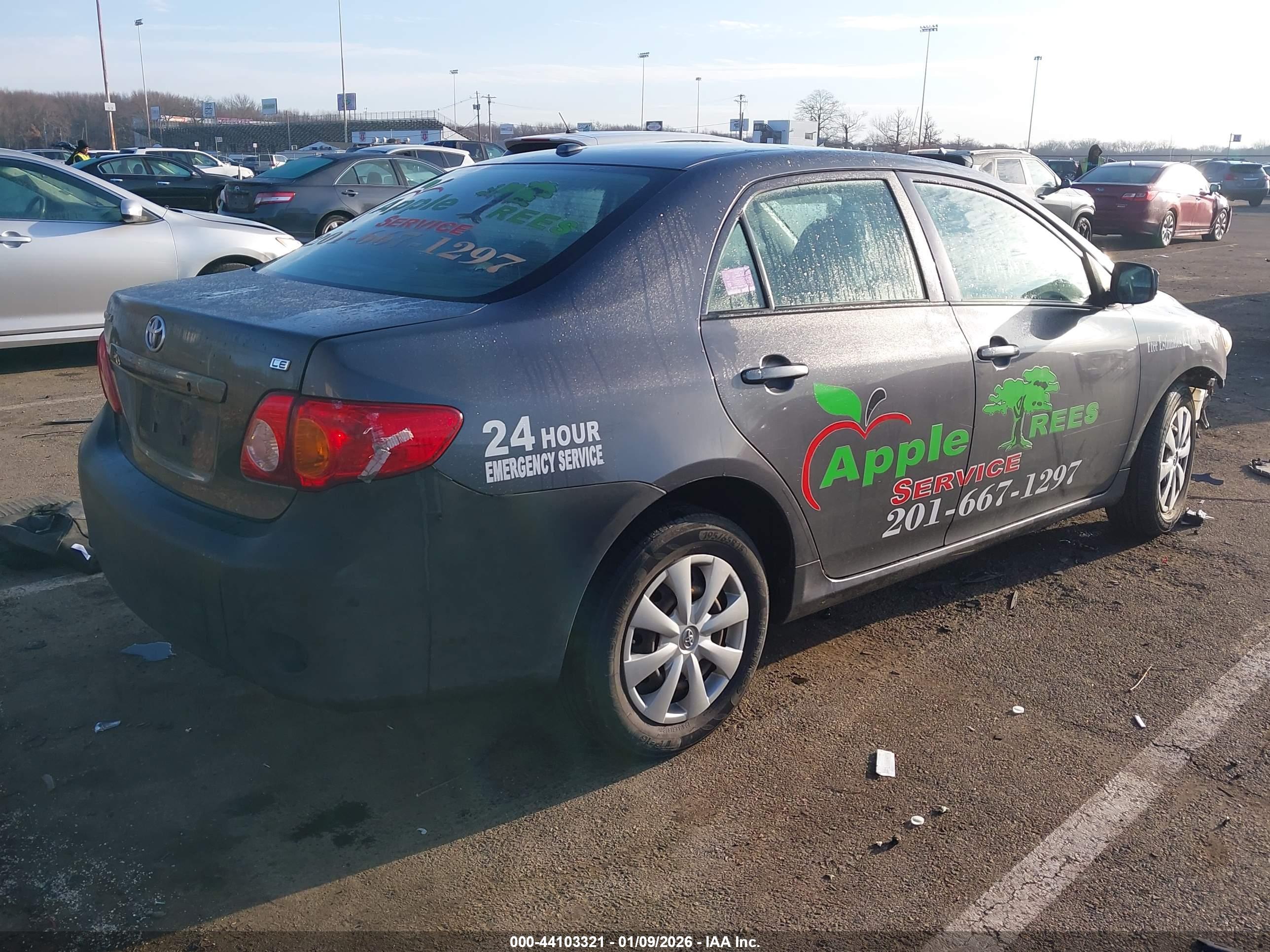 TOYOTA COROLLA image 4