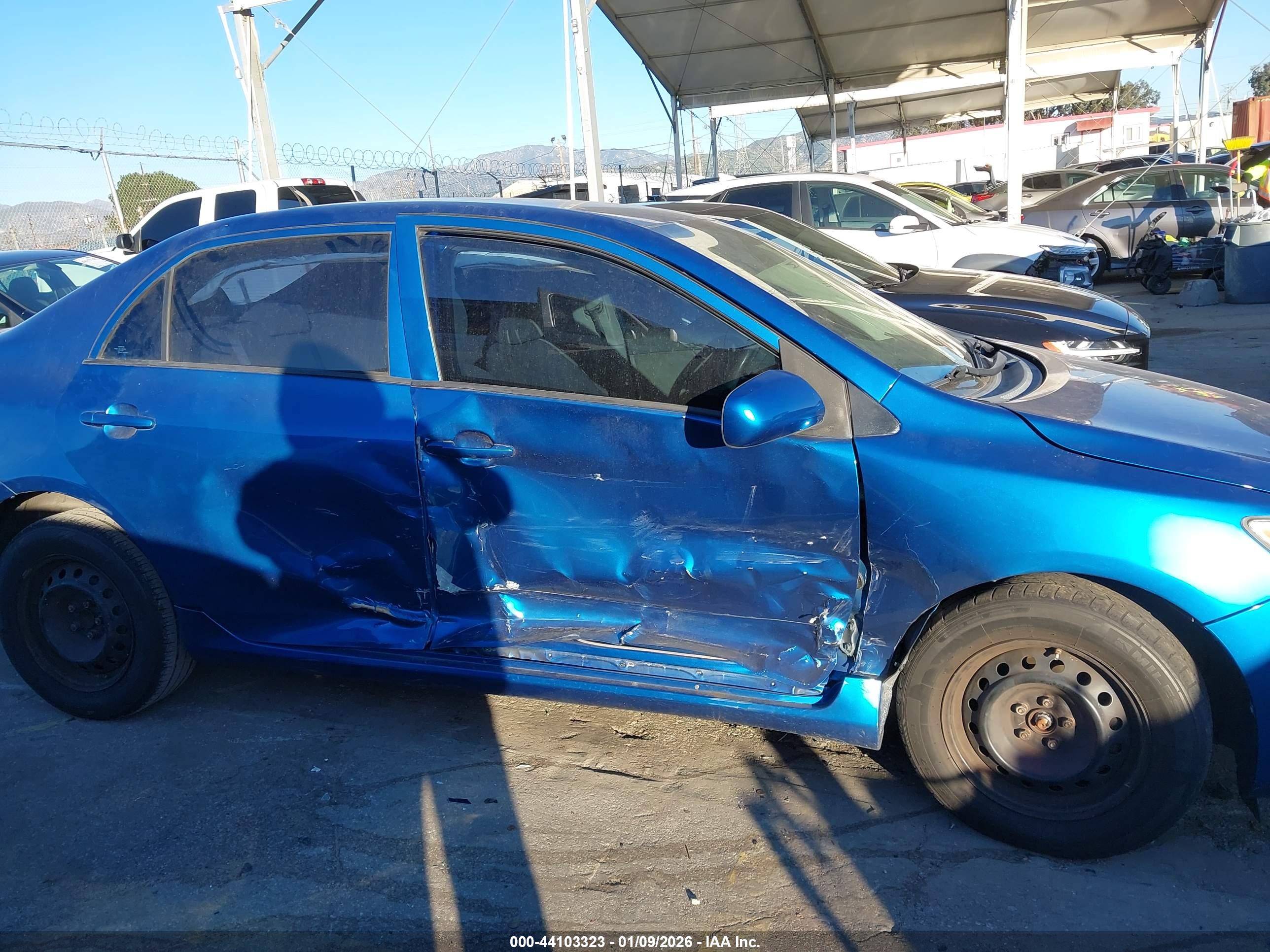 TOYOTA COROLLA image 6