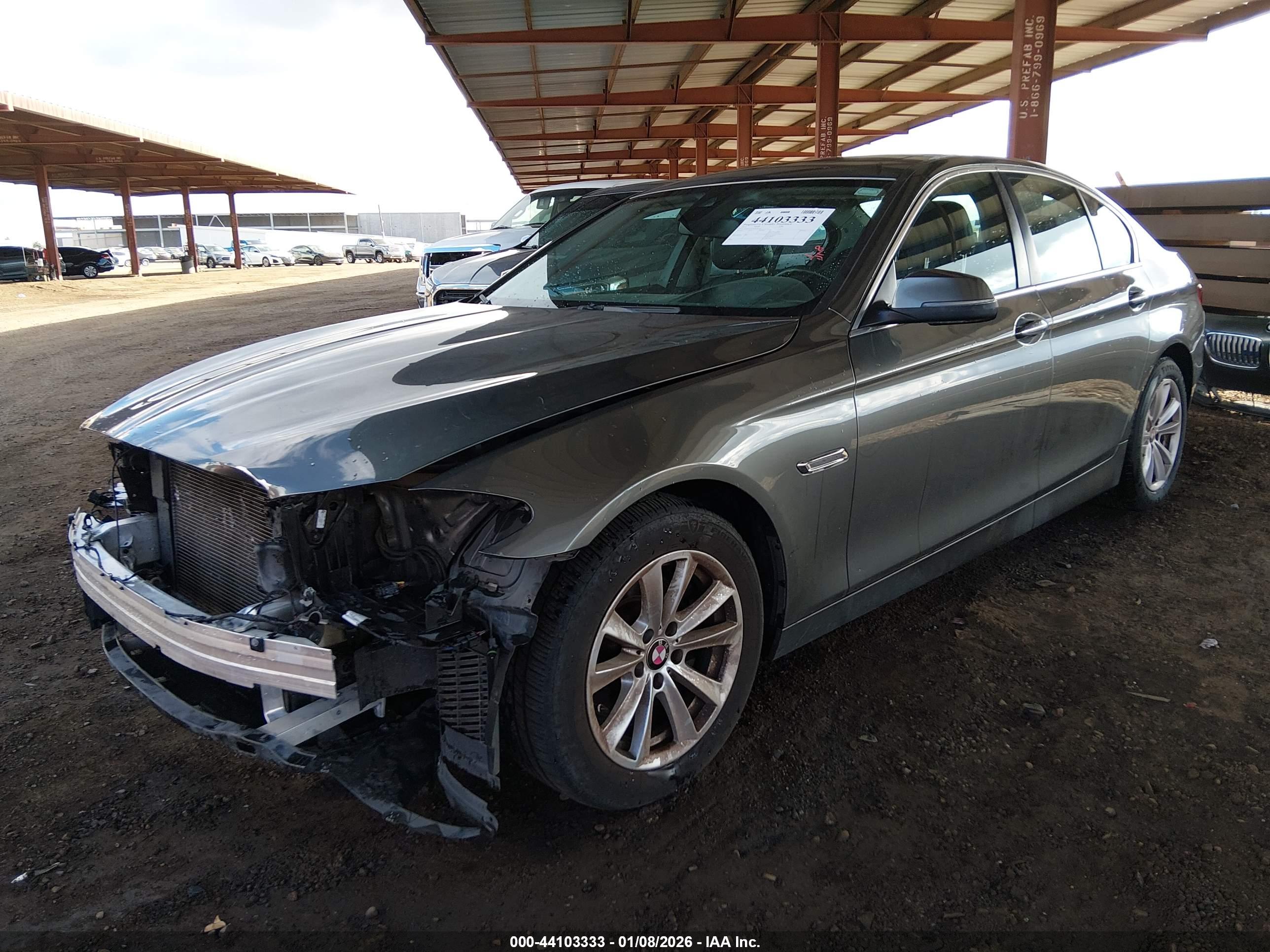 BMW 528I image 2