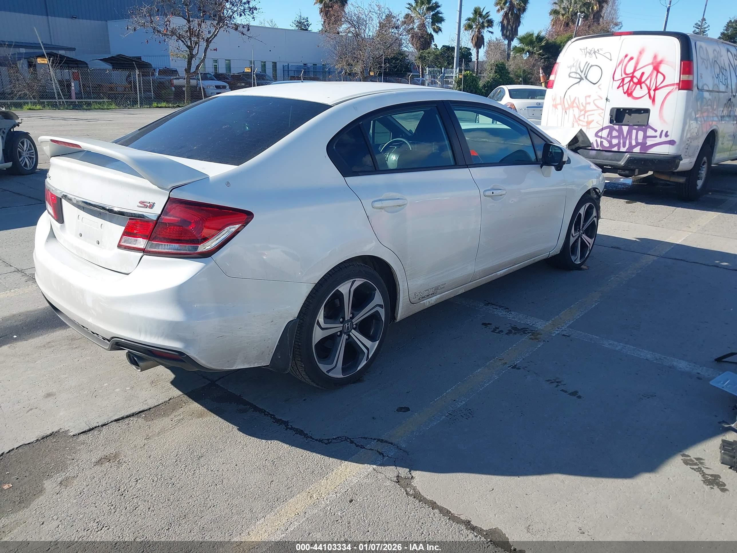 HONDA CIVIC image 4