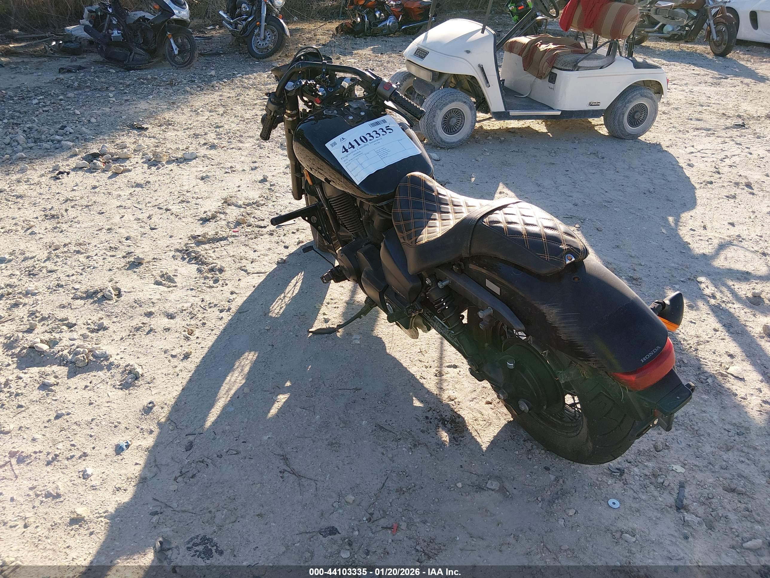 HONDA VT750 image 3