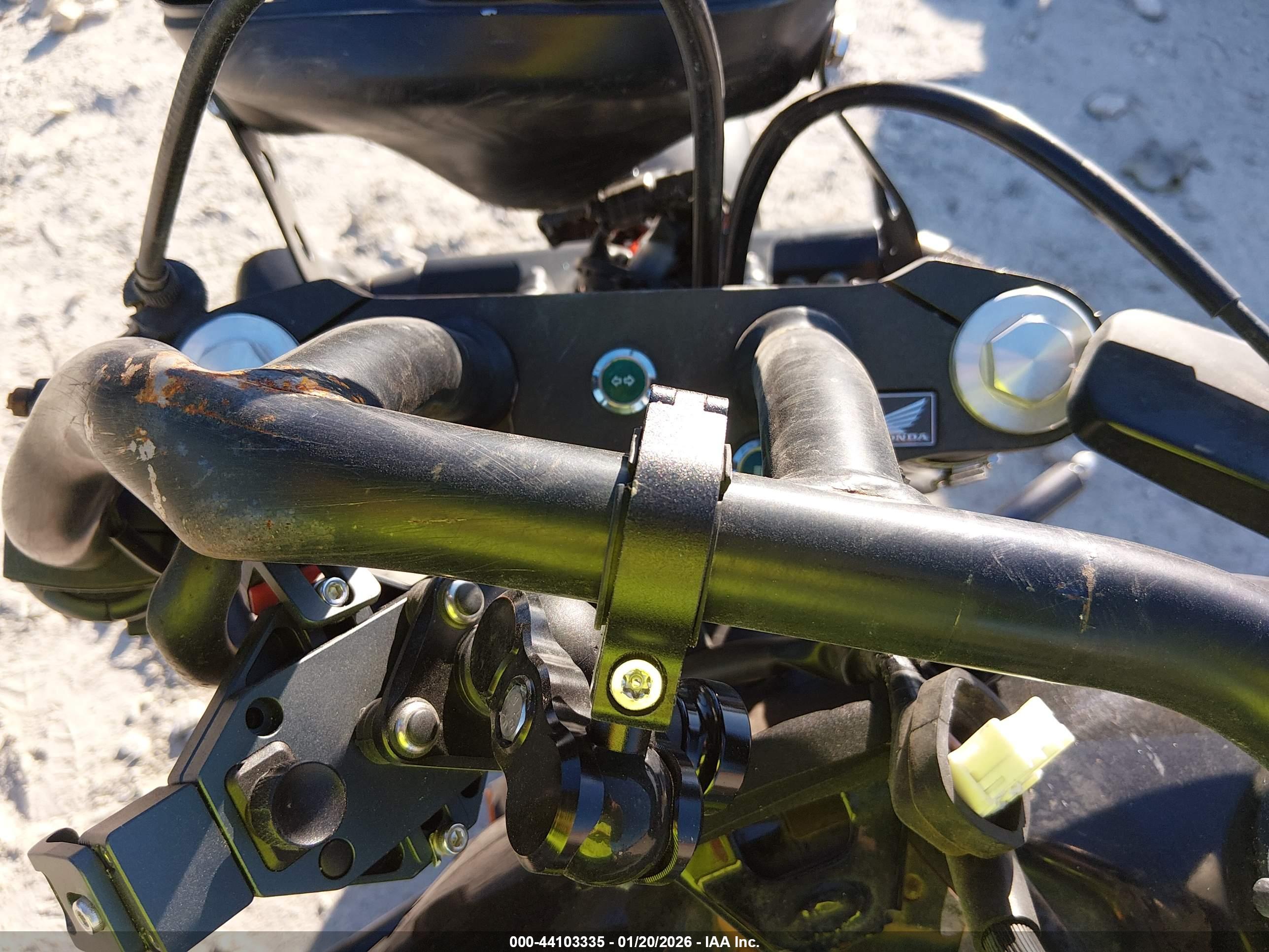 HONDA VT750 image 7