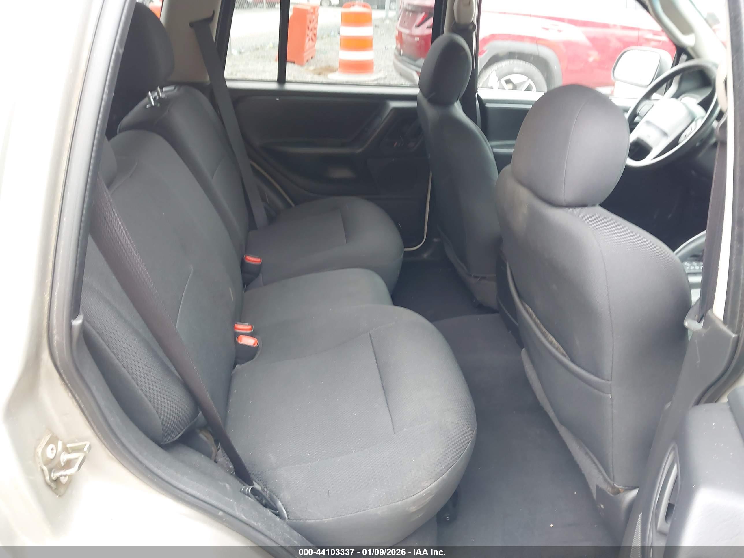 JEEP GRAND image 8