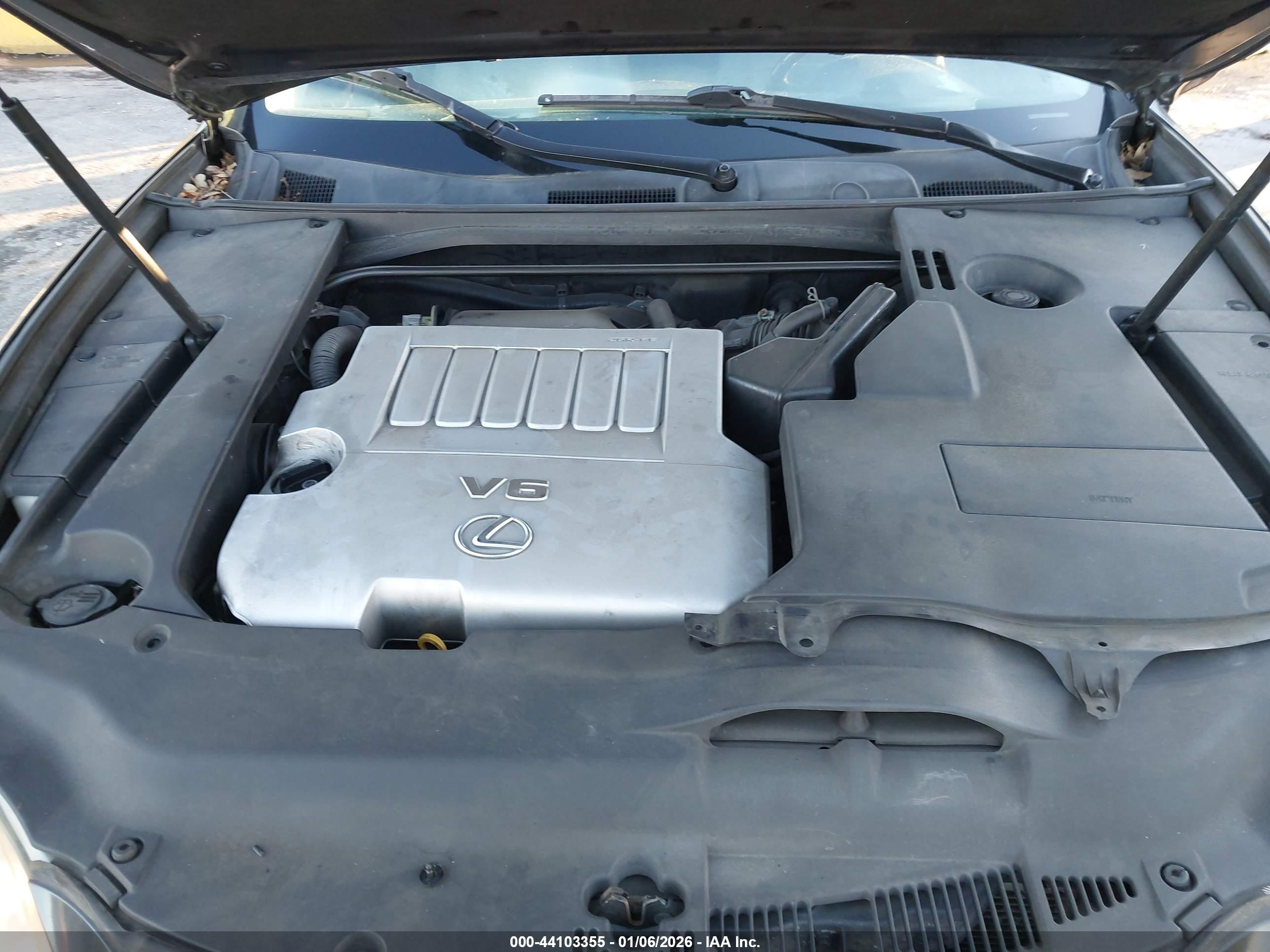 LEXUS ES image 10