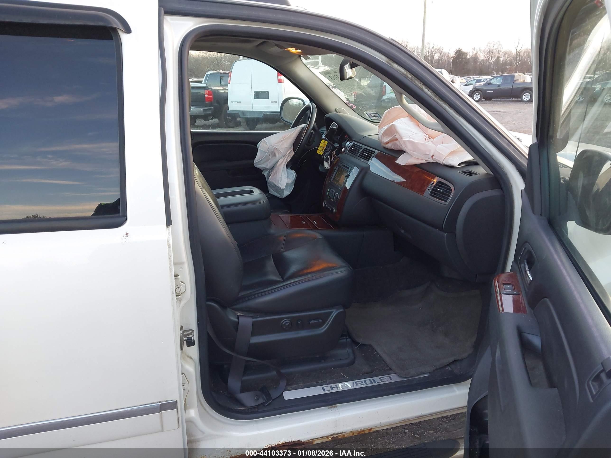 CHEVROLET AVALANCHE image 5