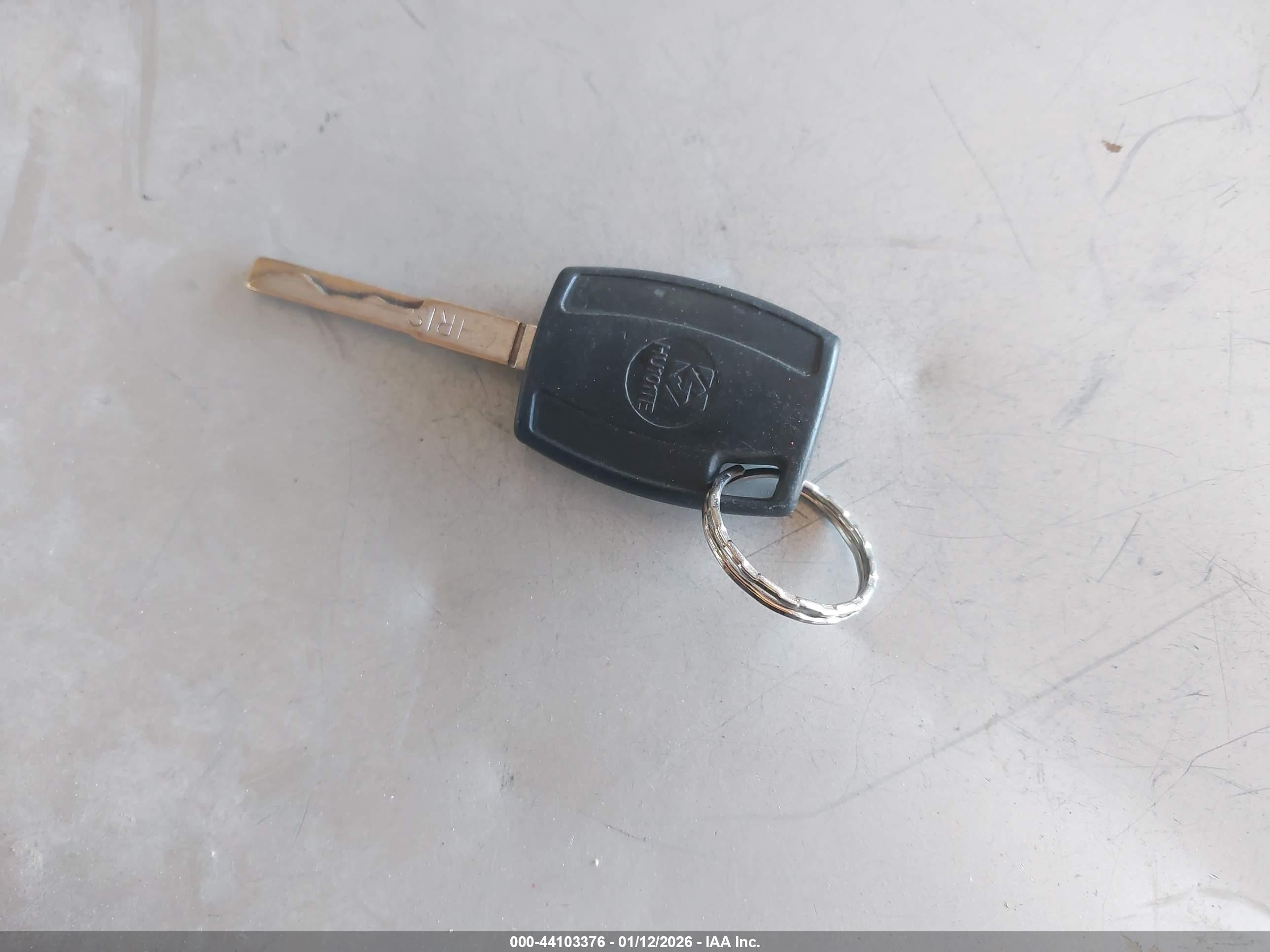 FORD ESCAPE image 11