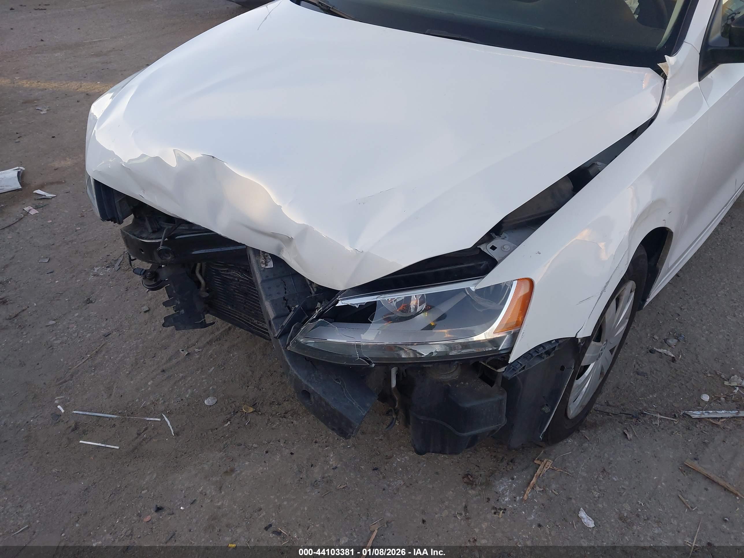 VOLKSWAGEN JETTA image 6