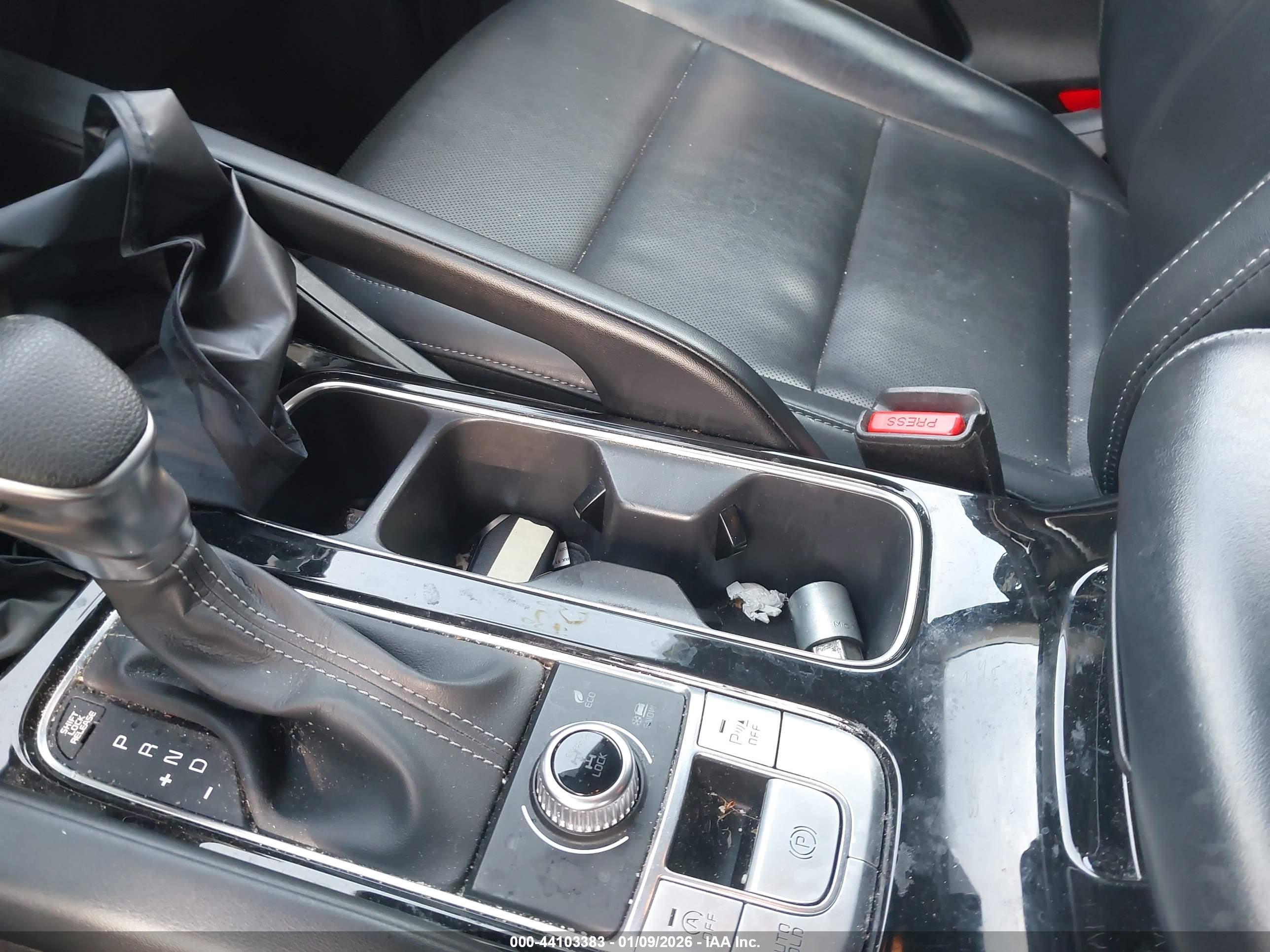 KIA TELLURIDE image 11
