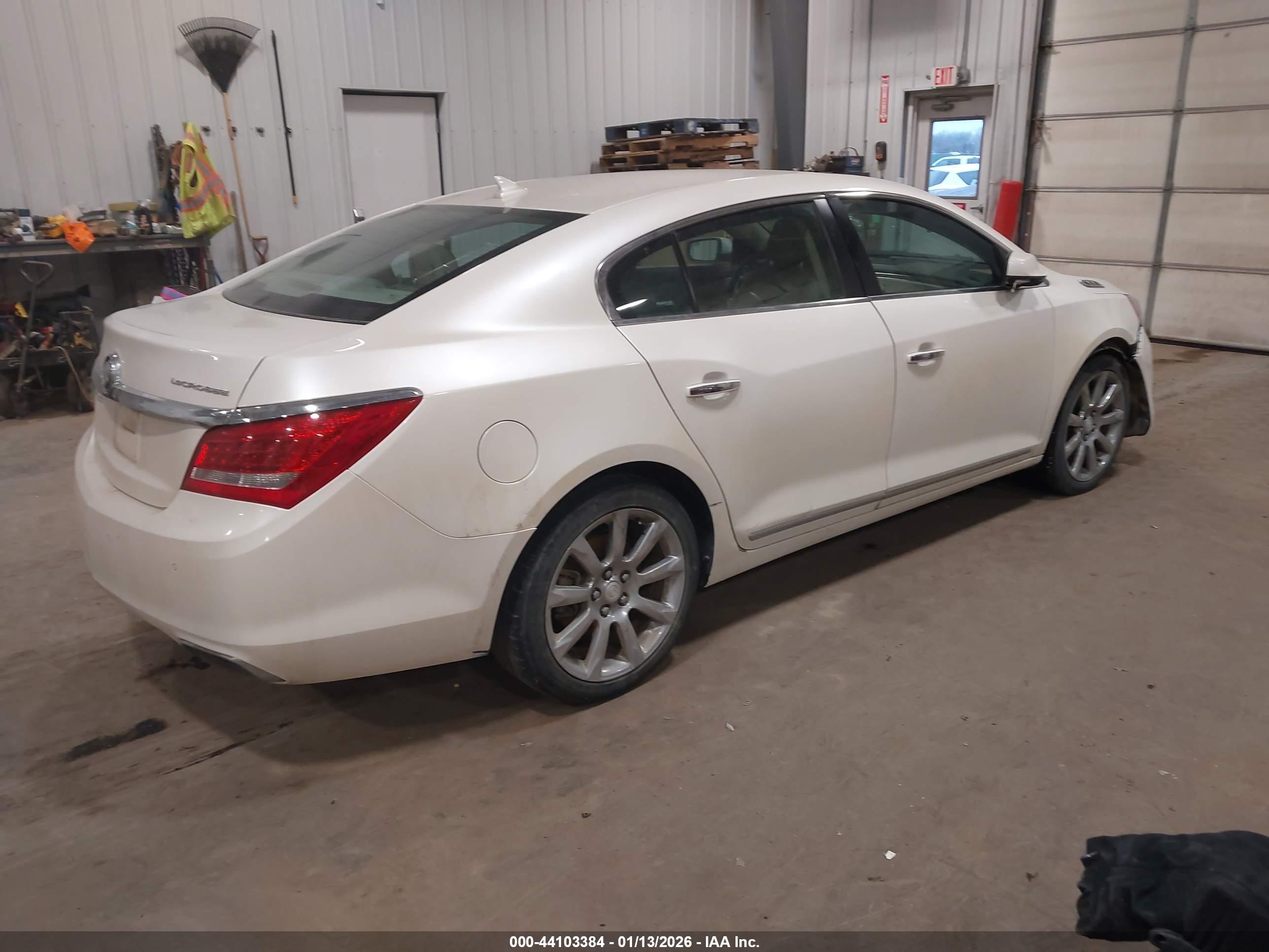 BUICK LACROSSE image 4