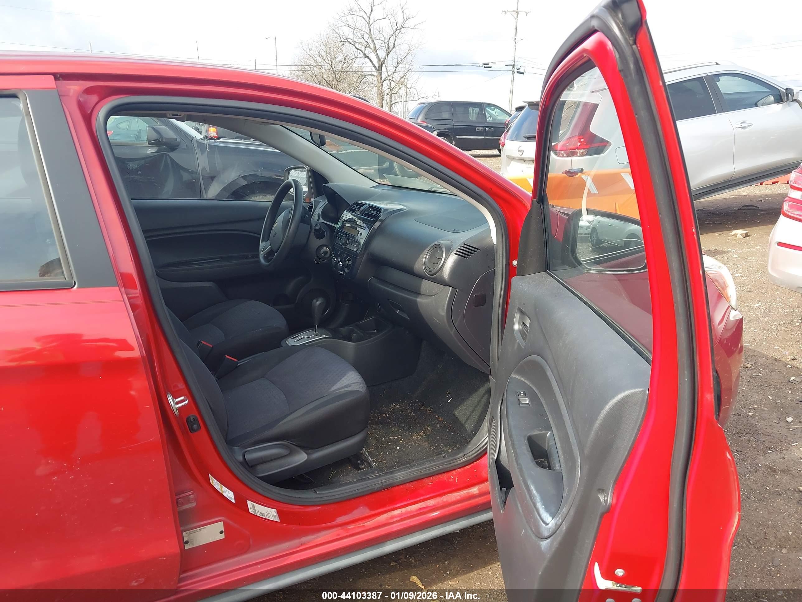 MITSUBISHI MIRAGE image 5