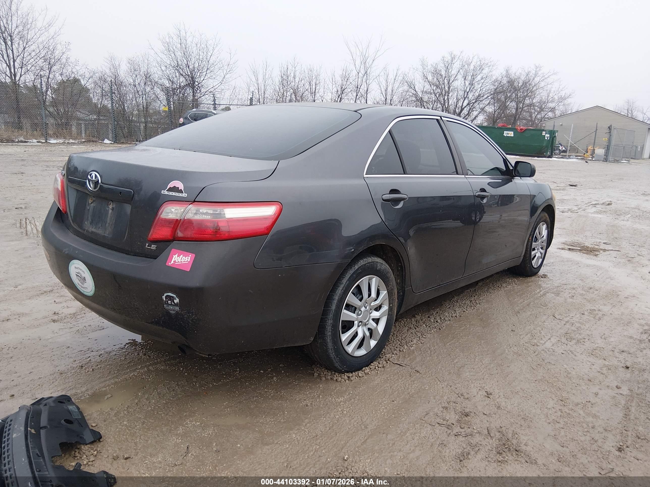 TOYOTA CAMRY image 4