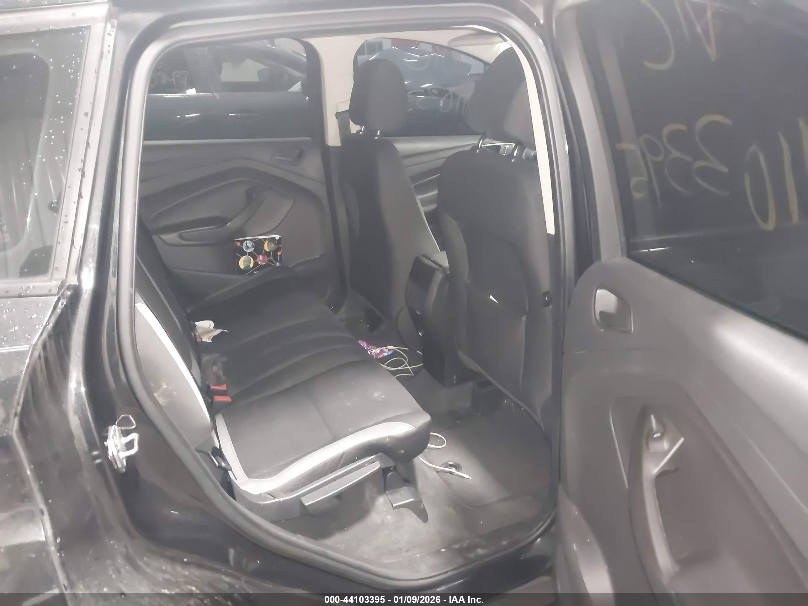 FORD ESCAPE image 8