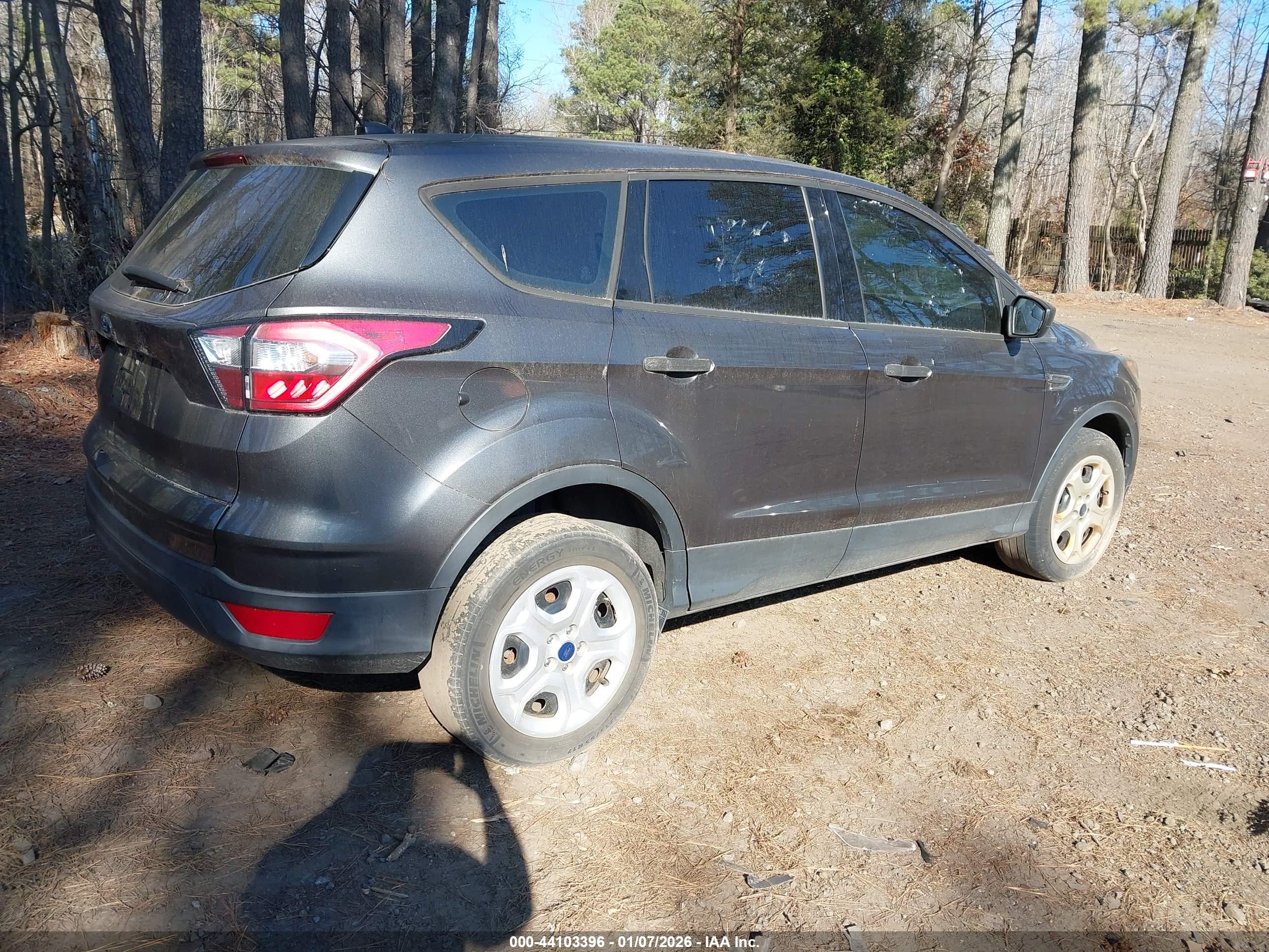 FORD ESCAPE image 4