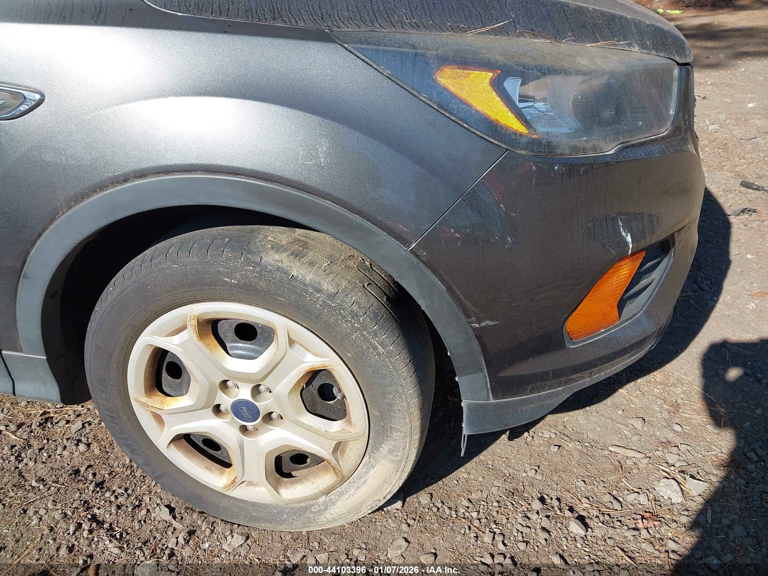 FORD ESCAPE image 6