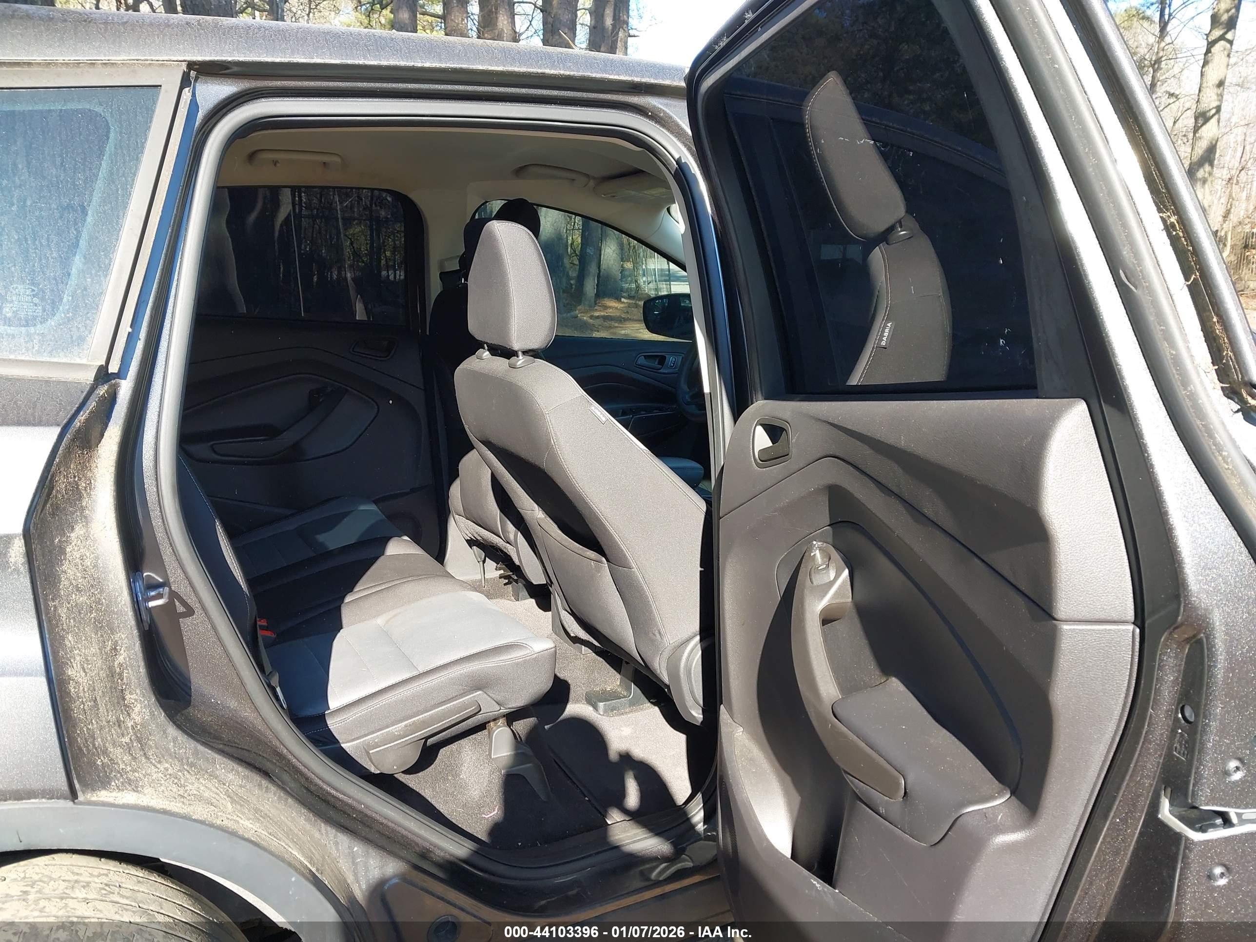 FORD ESCAPE image 8