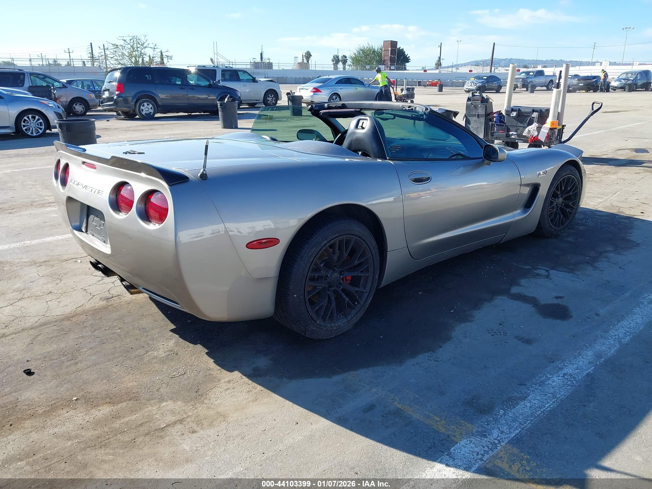 CHEVROLET CORVETTE image 4