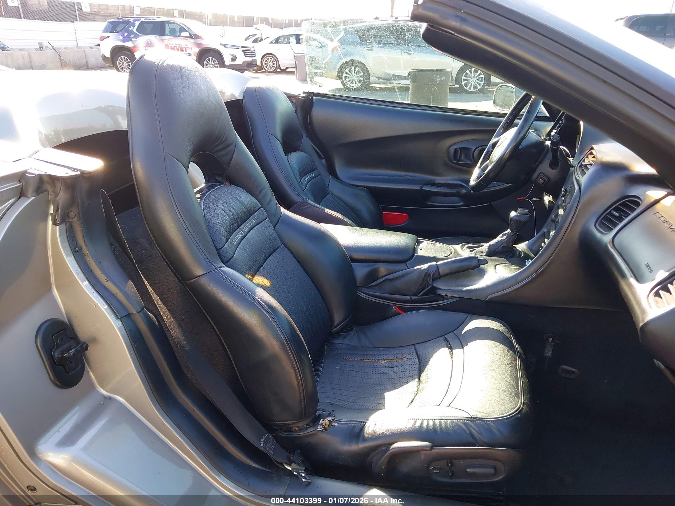 CHEVROLET CORVETTE image 5