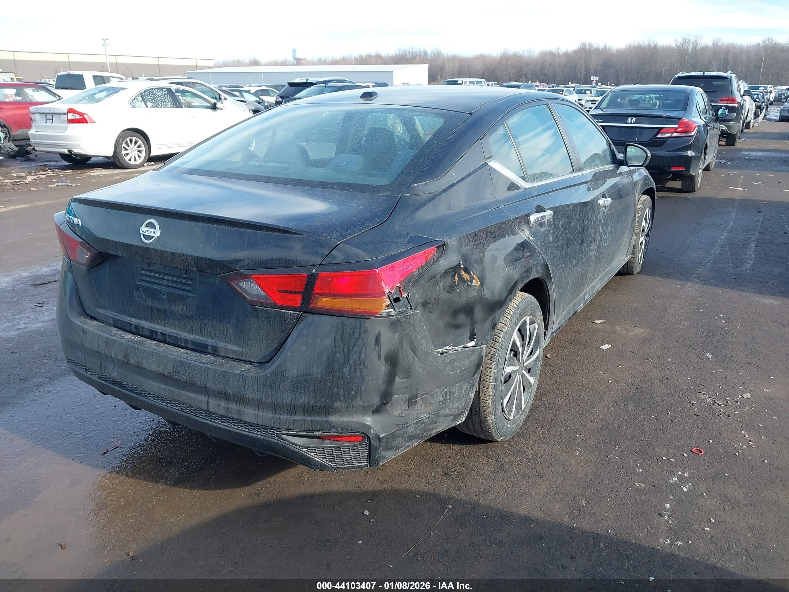 NISSAN ALTIMA image 4