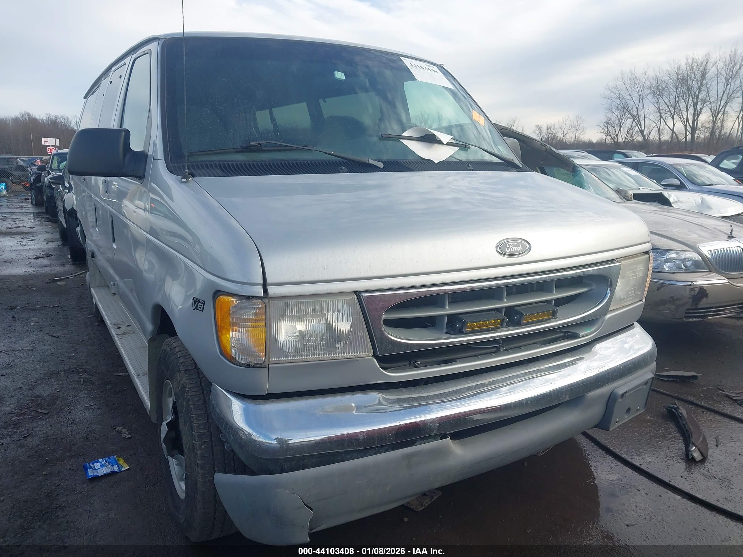 FORD E-350 image 6