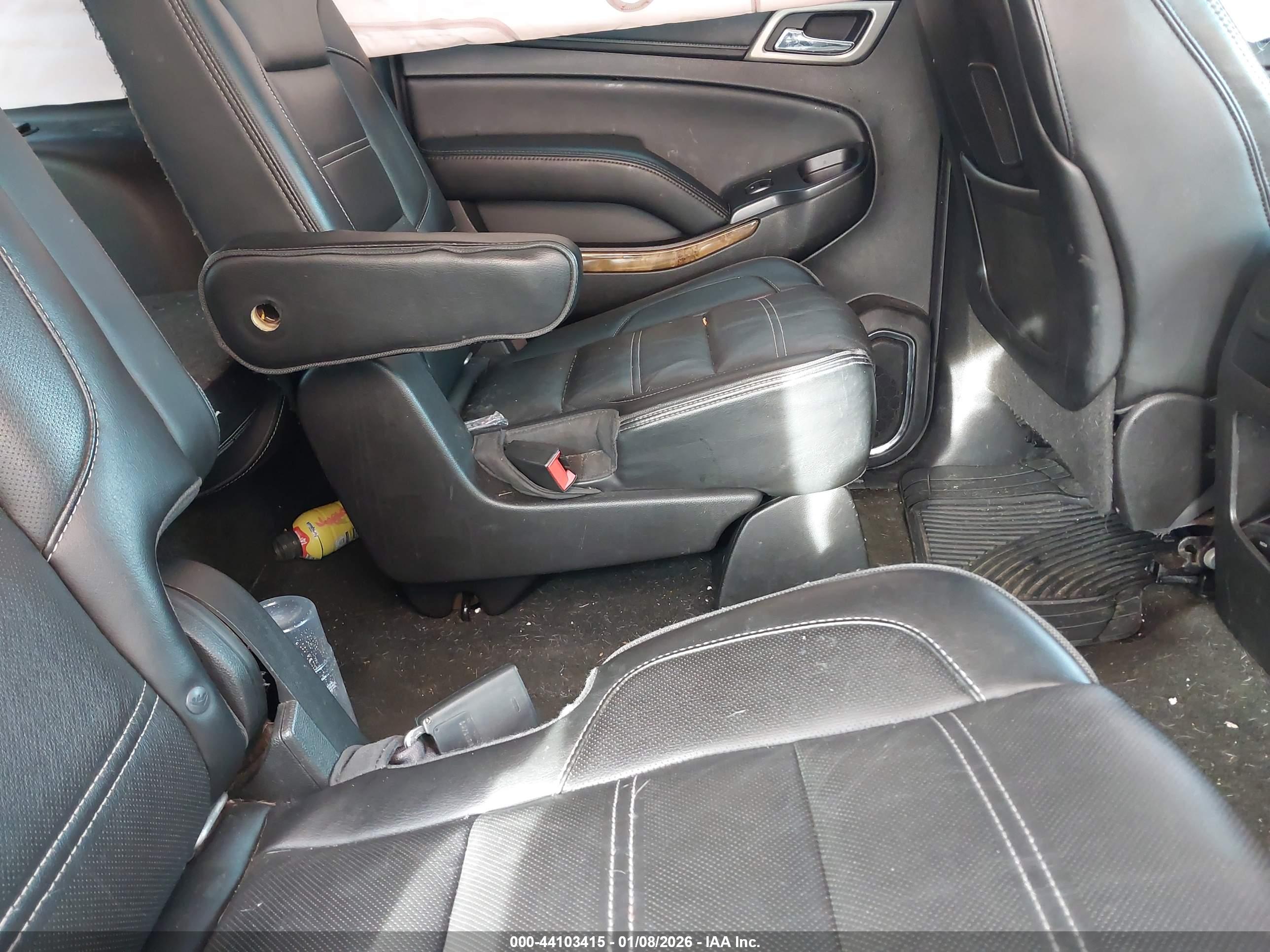 GMC YUKON image 8
