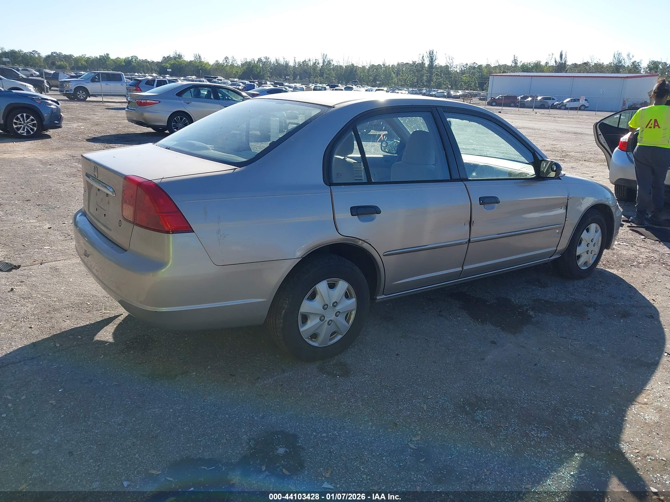 HONDA CIVIC image 4