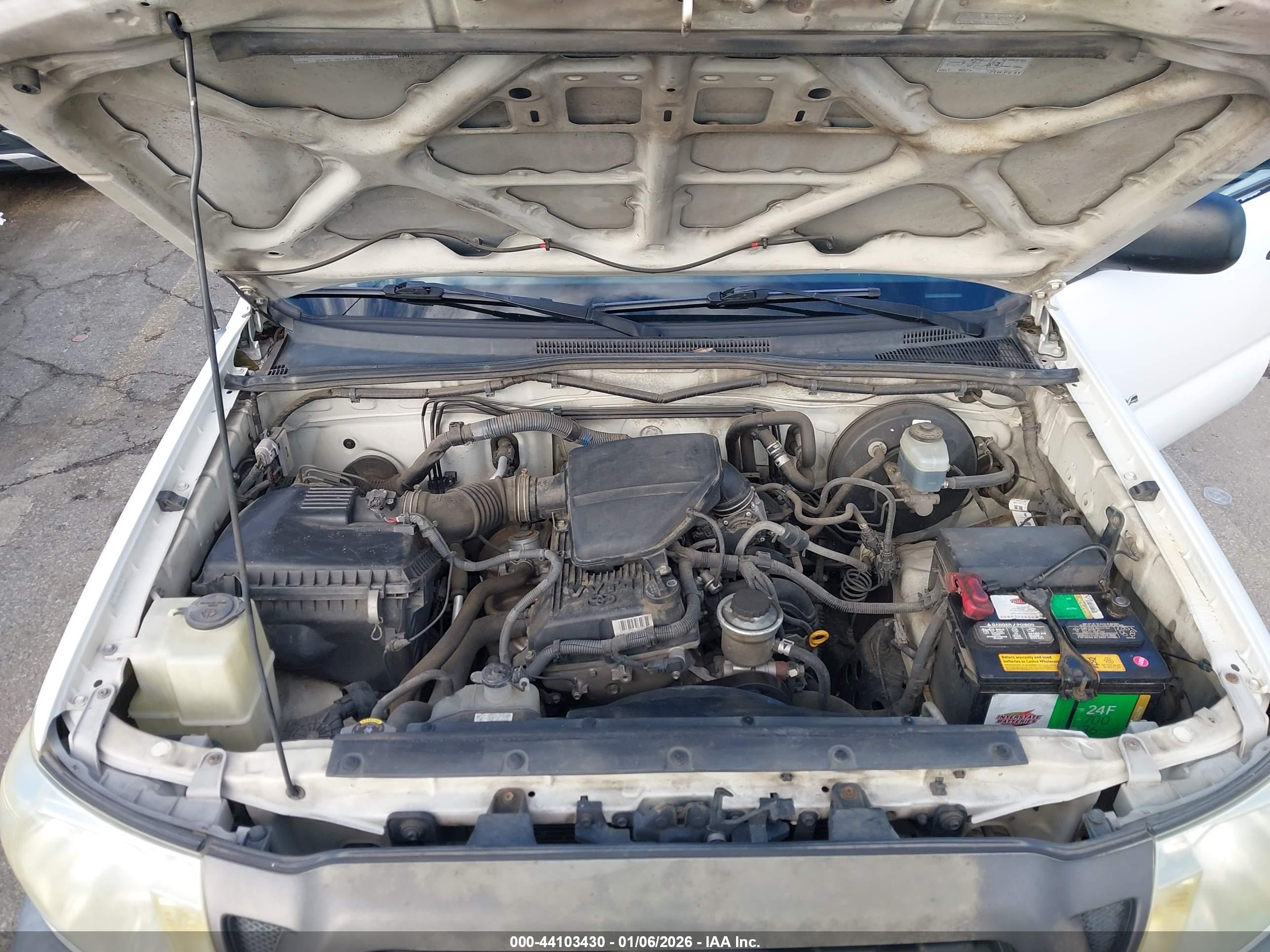 TOYOTA TACOMA image 10