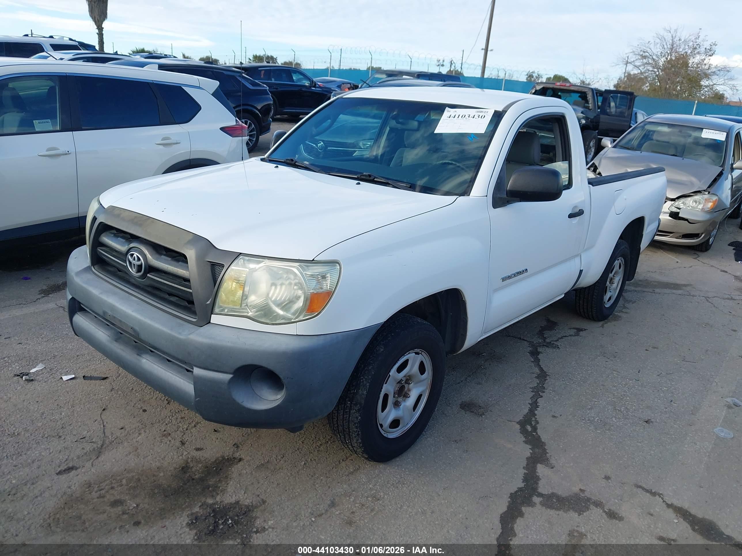 TOYOTA TACOMA image 2