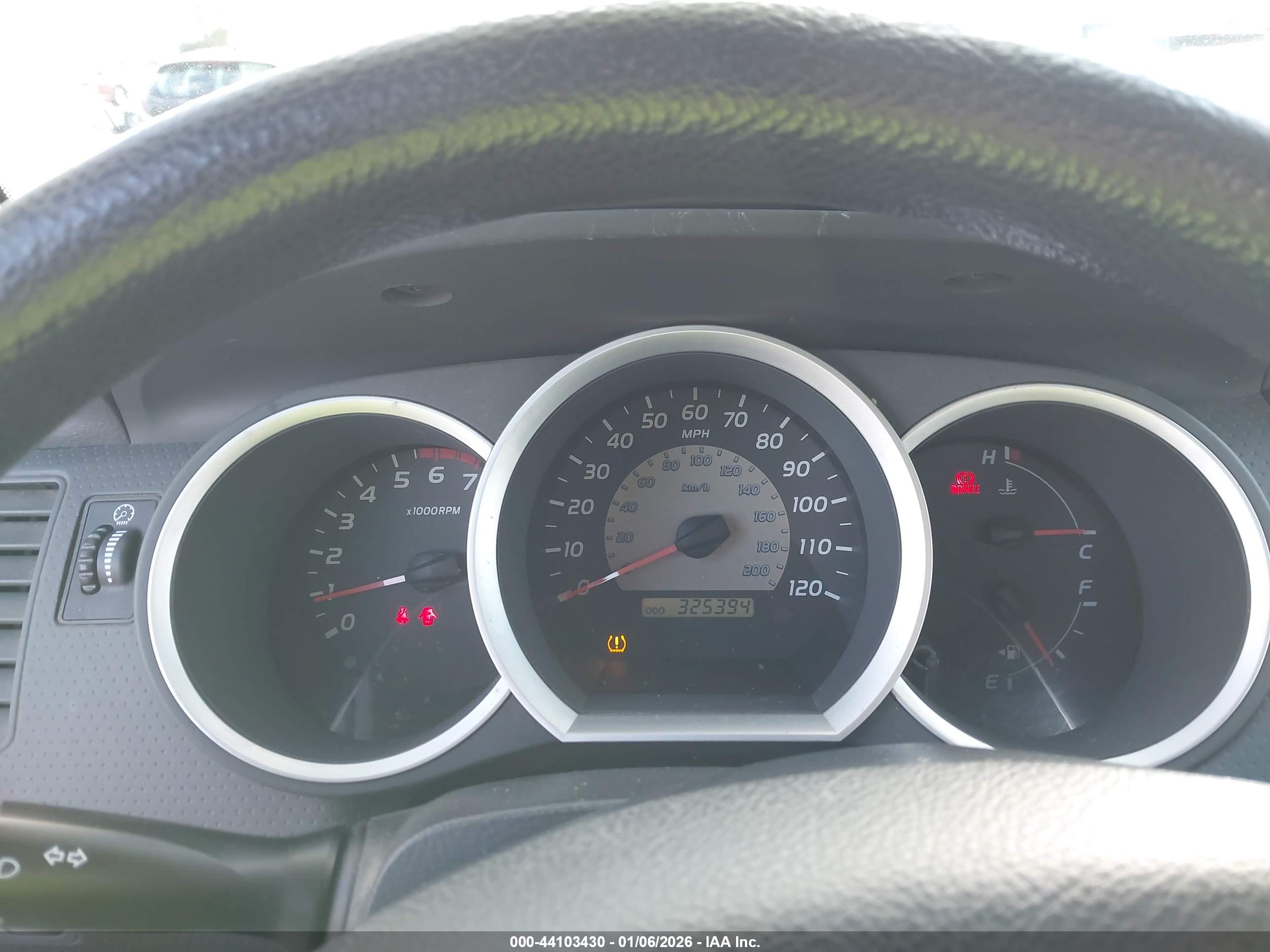 TOYOTA TACOMA image 7
