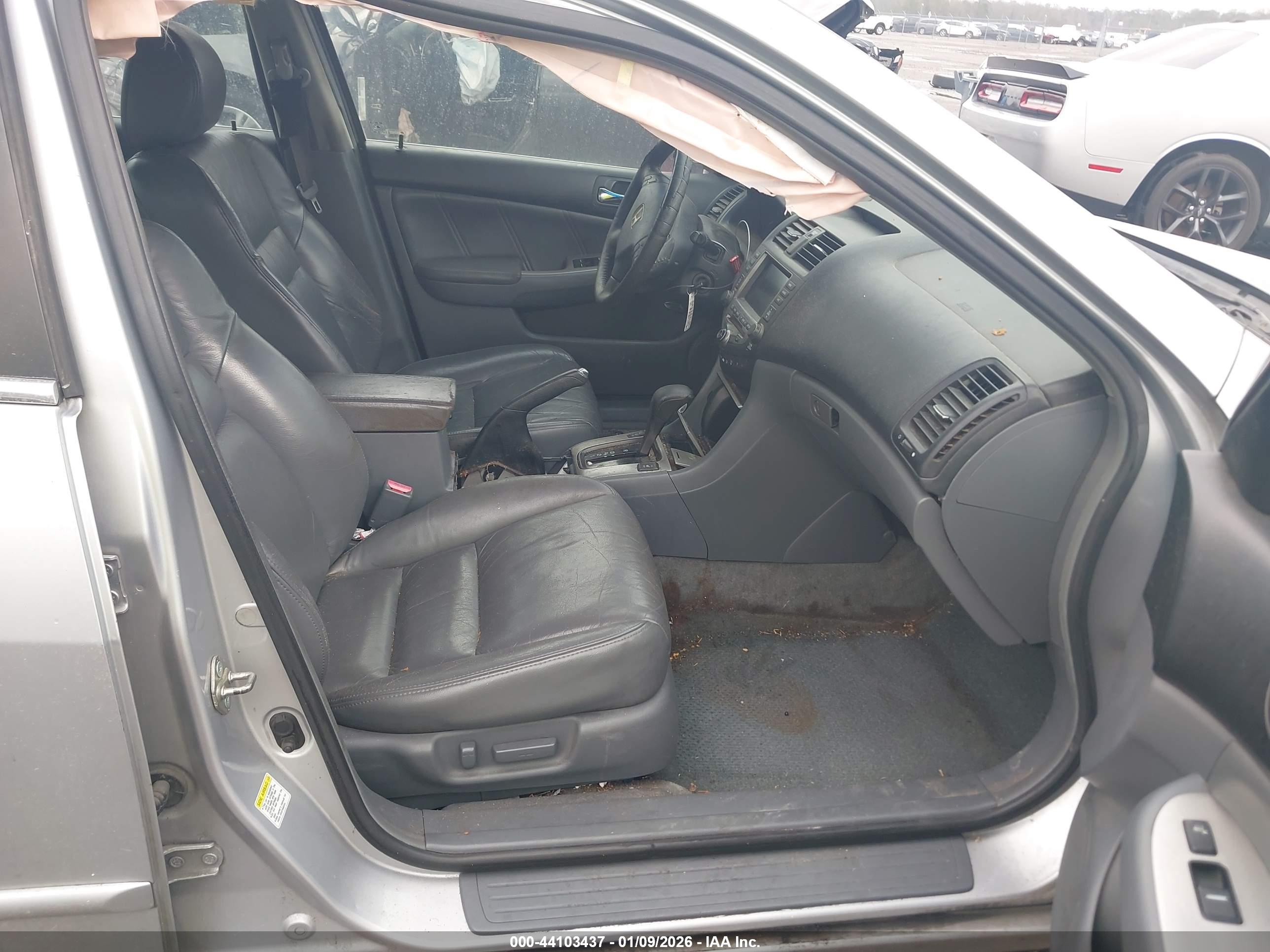 HONDA ACCORD image 5