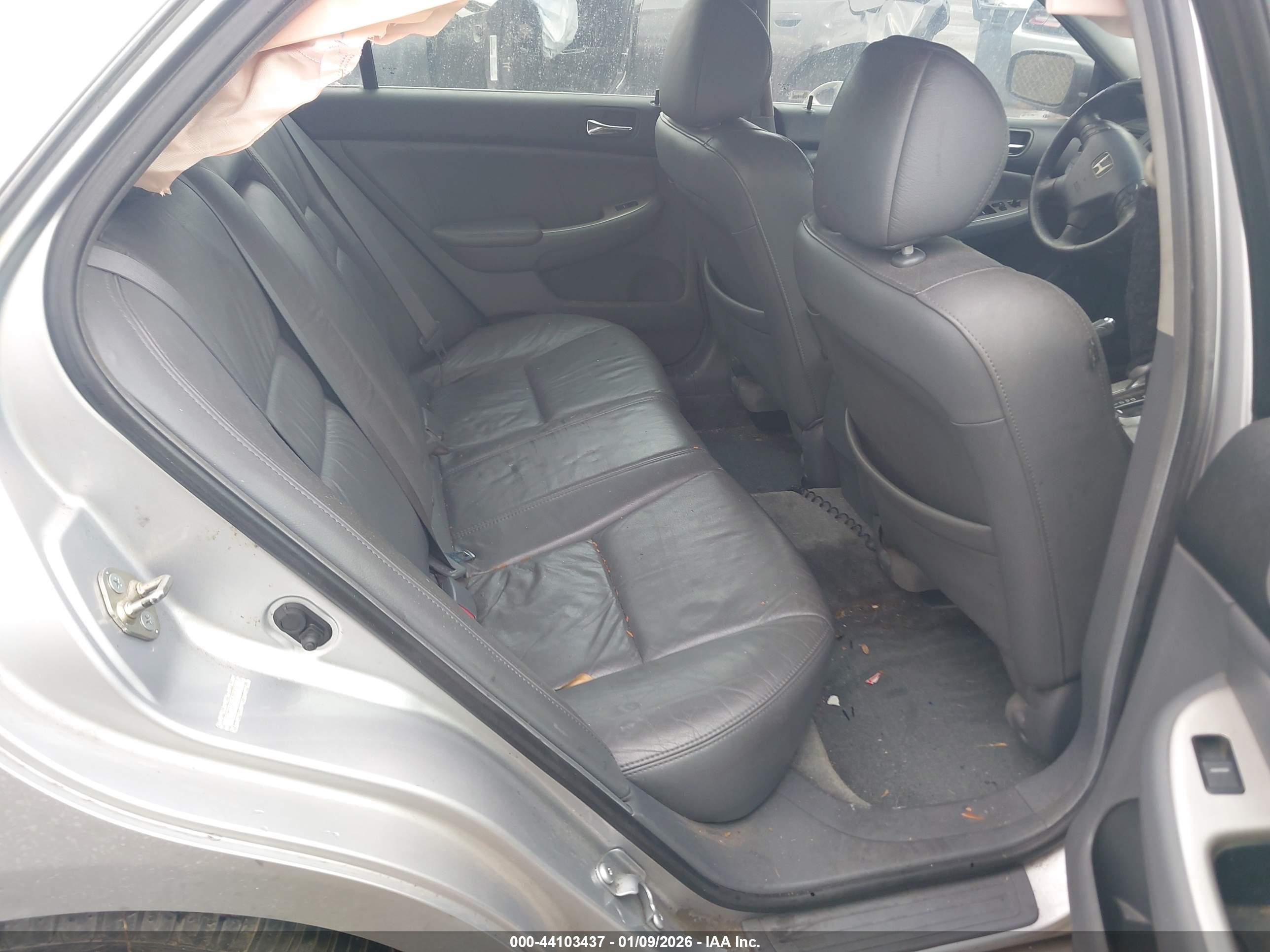 HONDA ACCORD image 8