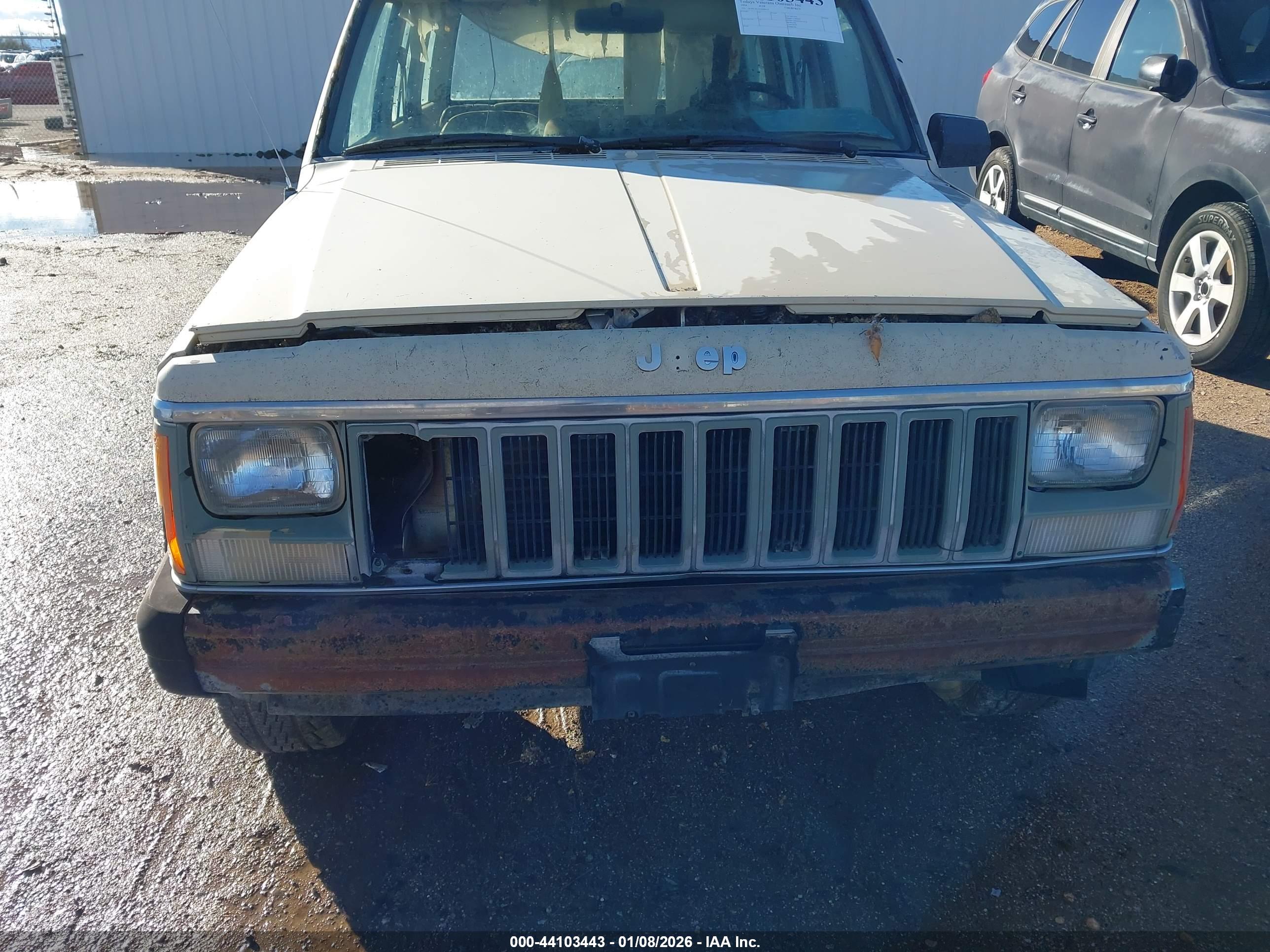 JEEP CHEROKEE image 6